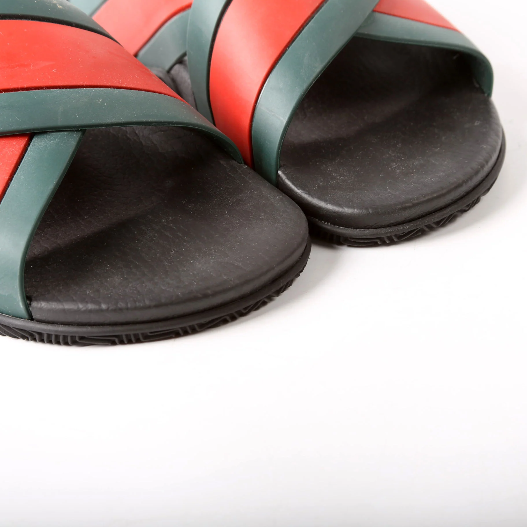 Criss Cross Web Rubber Slides Size 41 - Image 9