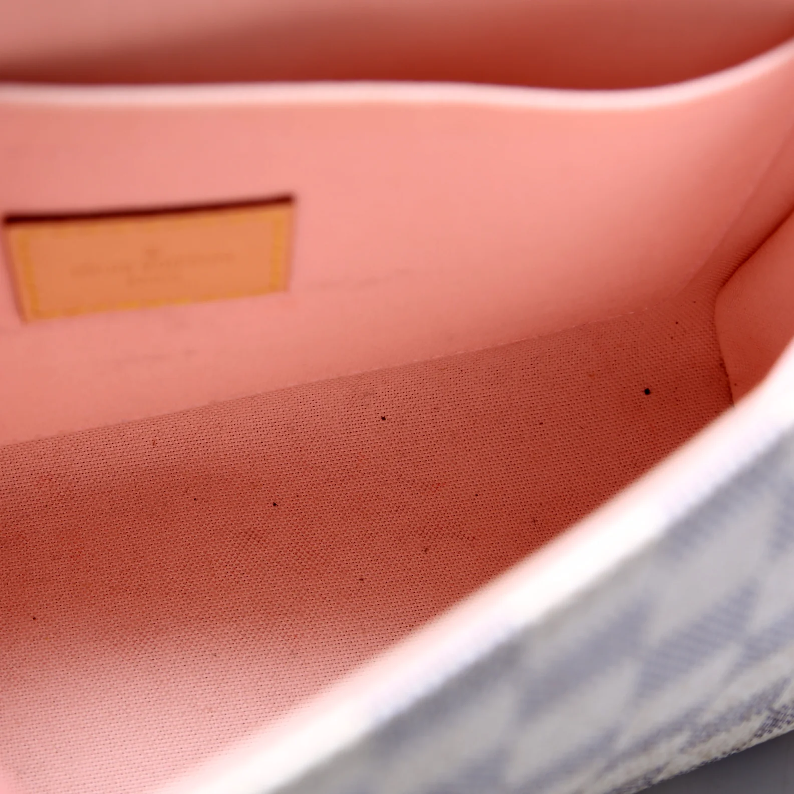Croisette Damier Azur Pink - Image 9