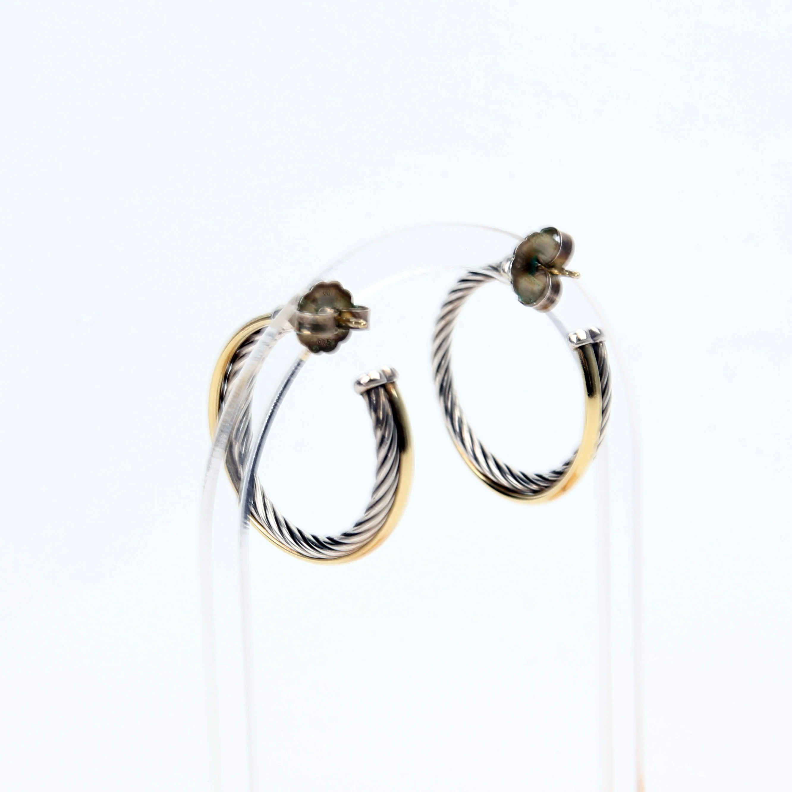 Crossover Medium Hoop Earrings 925/750 - Image 4