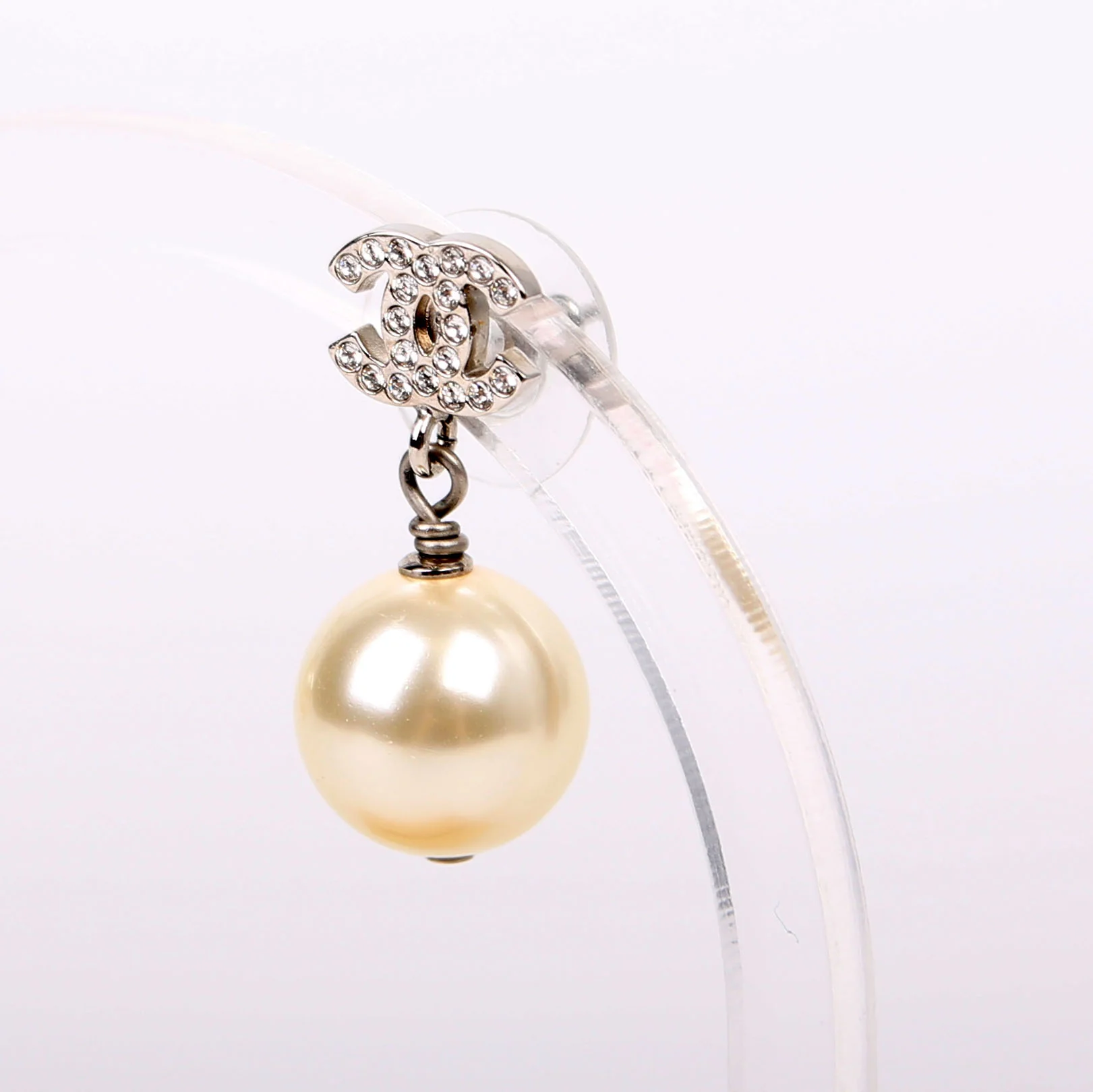 Crystal CC Pearl Drop Earrings Silver - Image 3