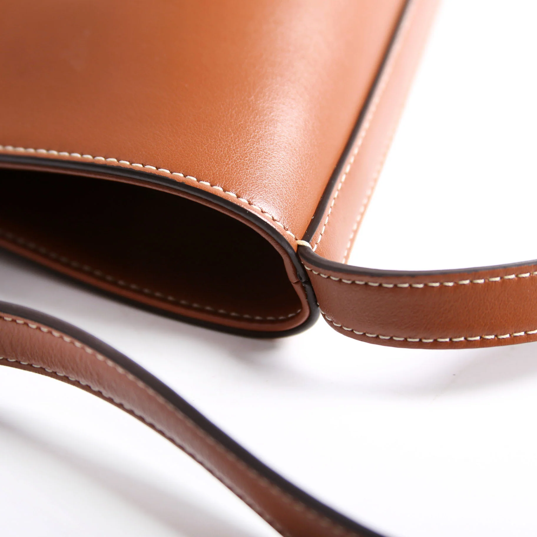 Cuir Triomphe Small Bucket Bag Cognac - Image 11