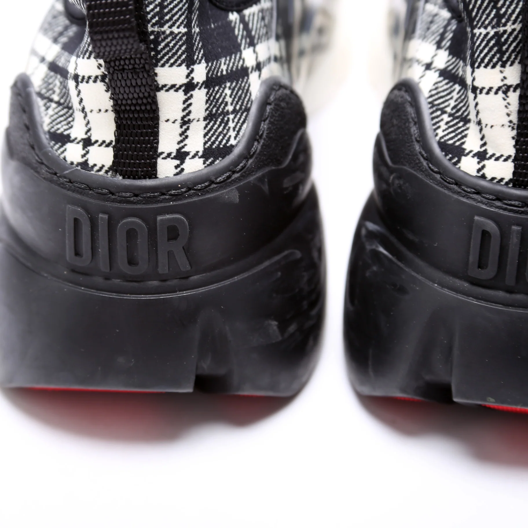 D Connect Sneakers Size 38.5 - Image 5