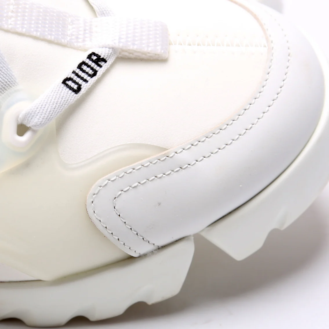 D Connect Sneakers Size 38 - Image 5