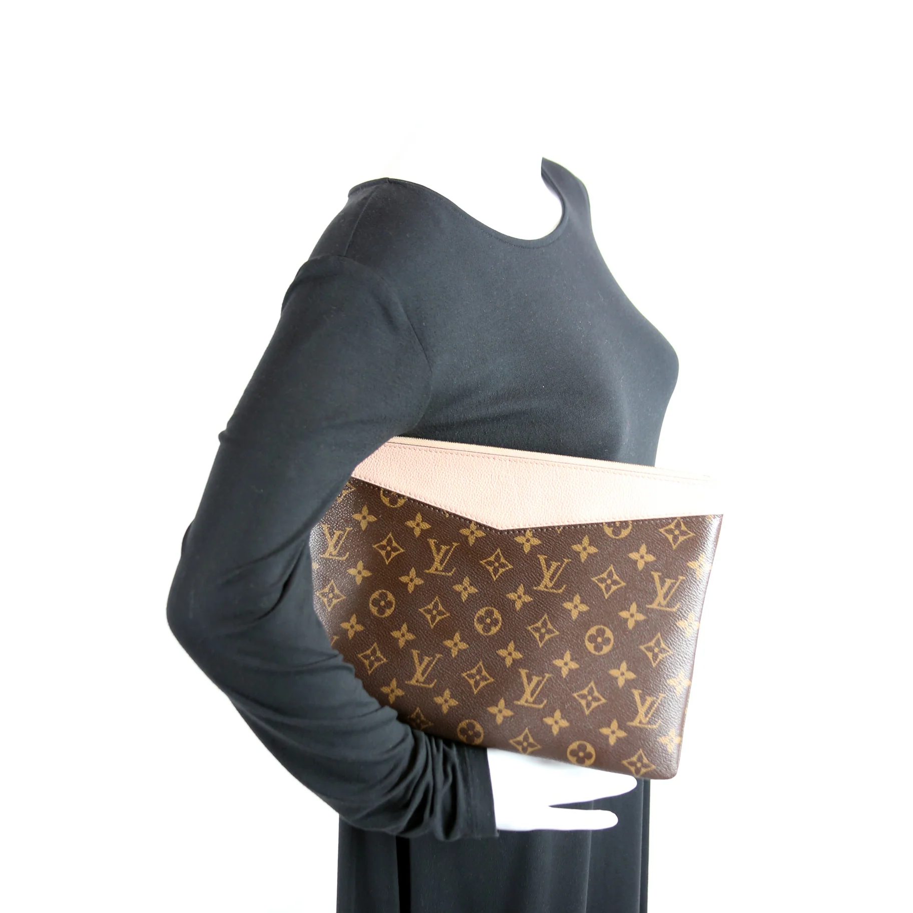 Daily Pouch Monogram - Image 9