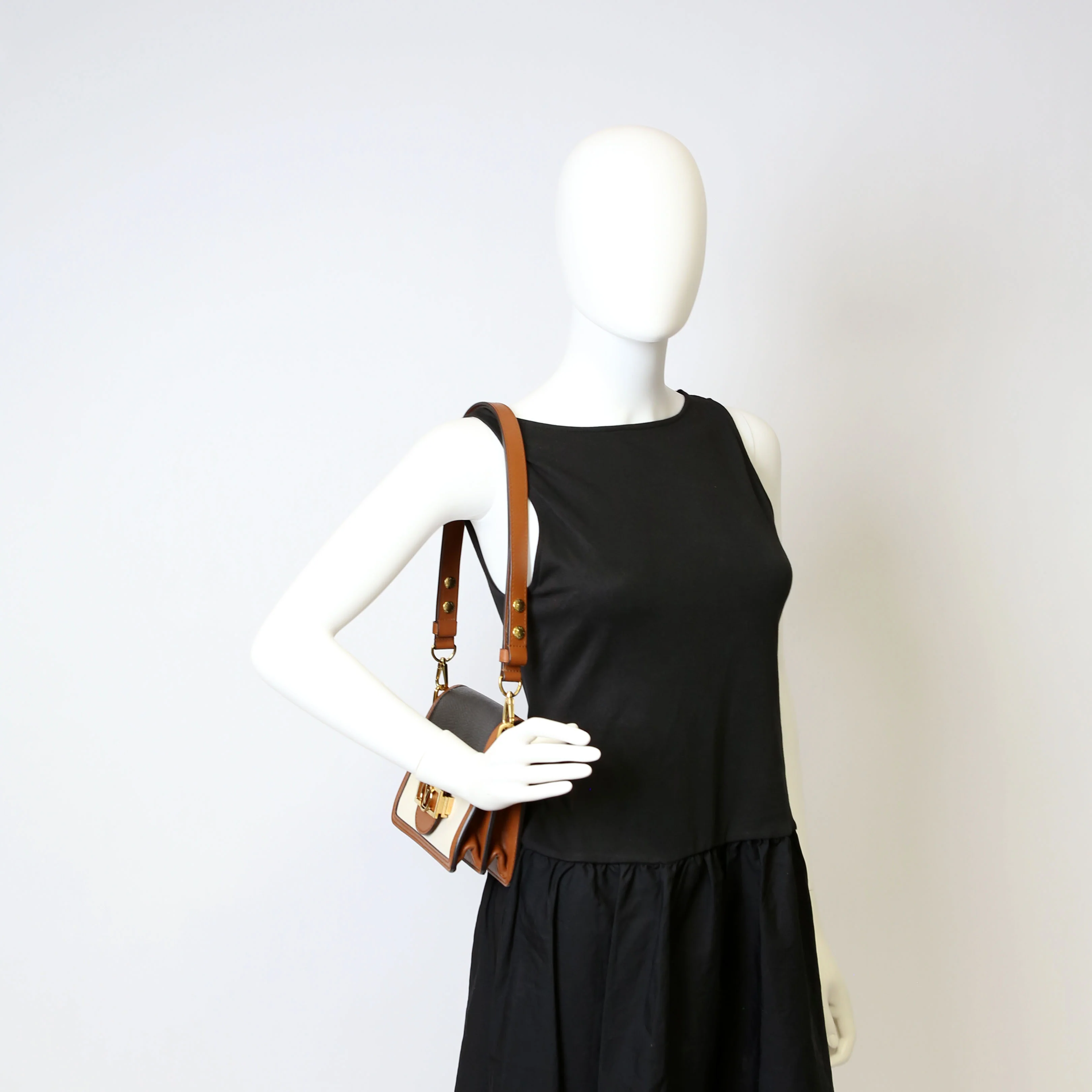 Dauphine Mini Taurillon Leather - Image 15