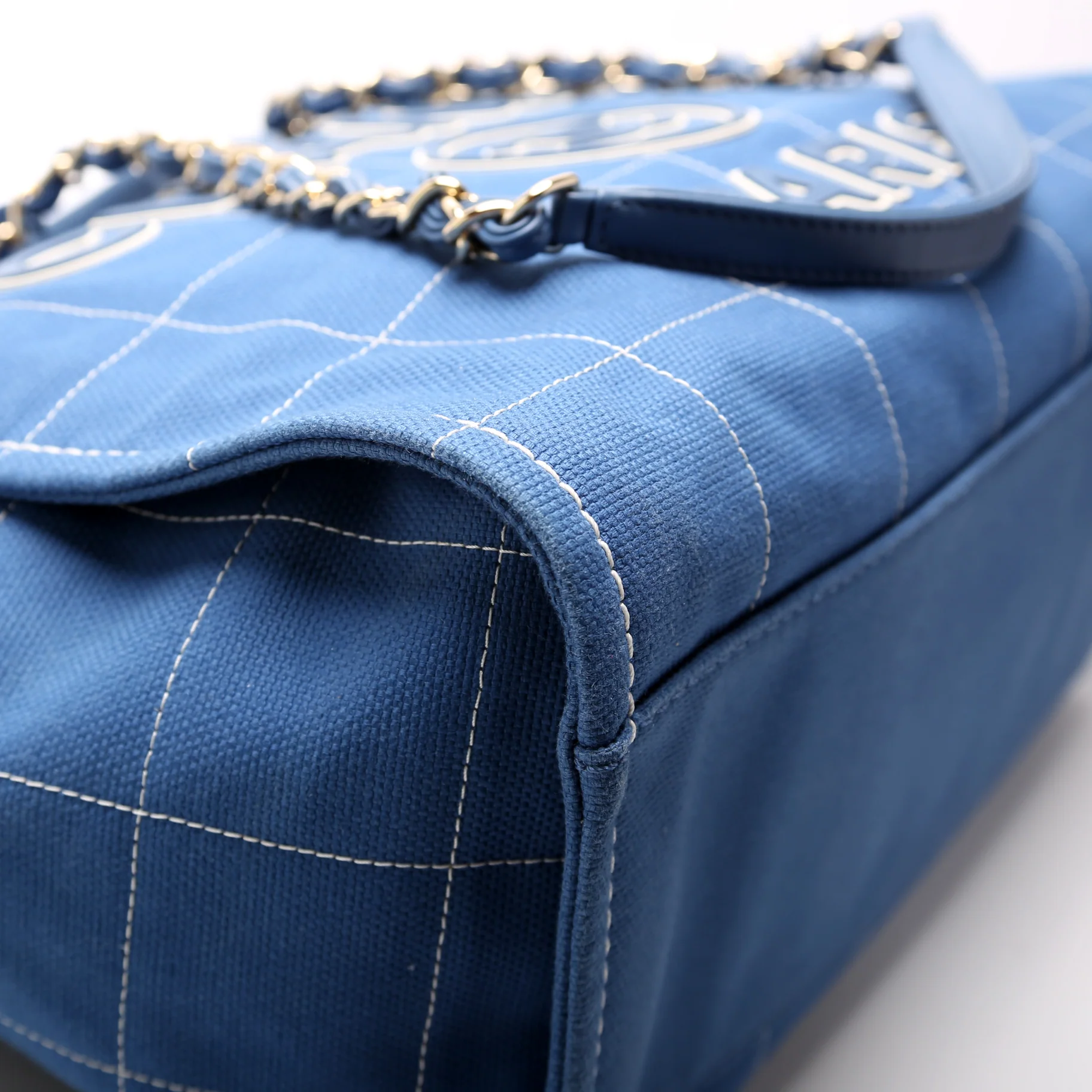 Deauville Canvas Large Tote RFID - Image 5