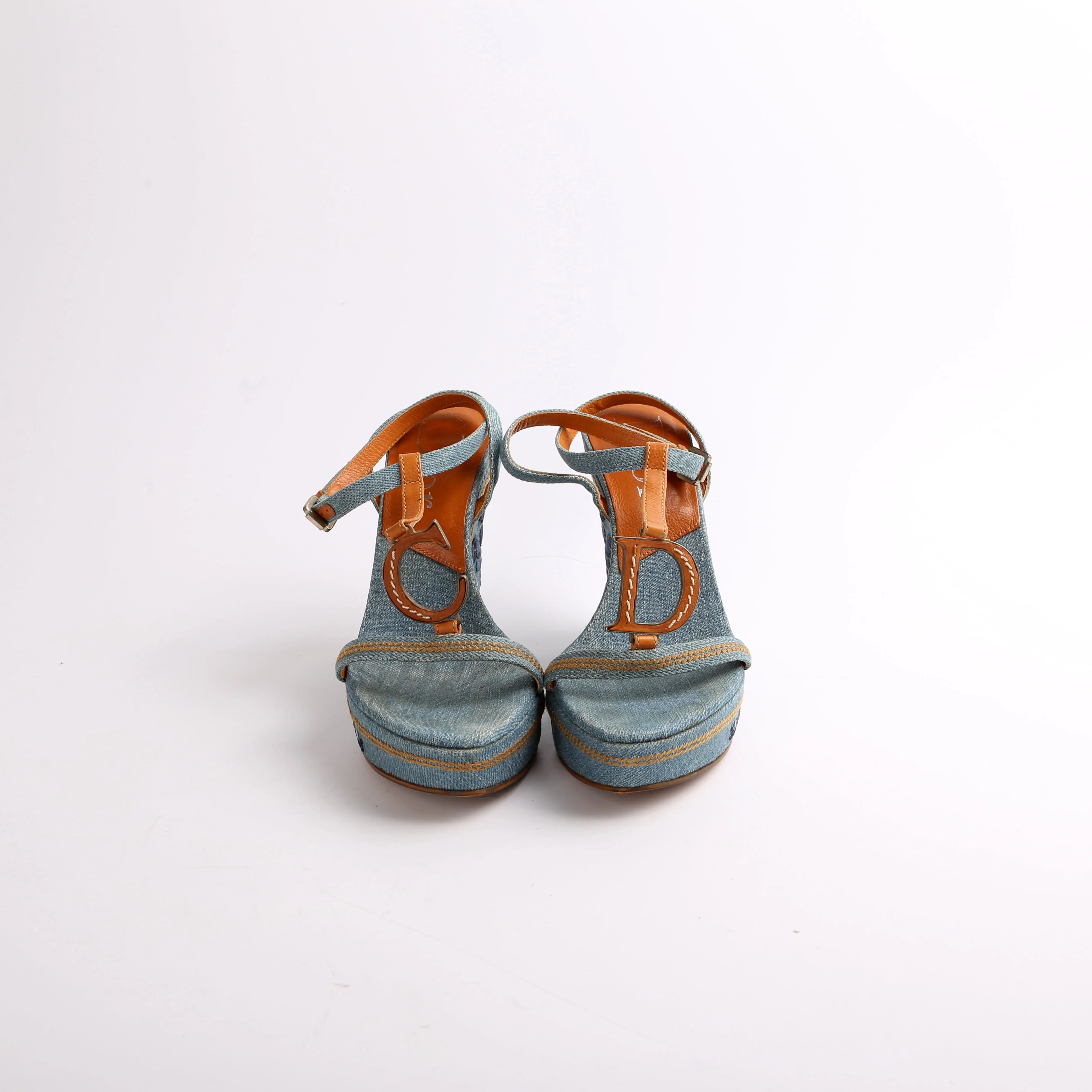 Denim Embroidered Wedges Size 37.5 - Image 2
