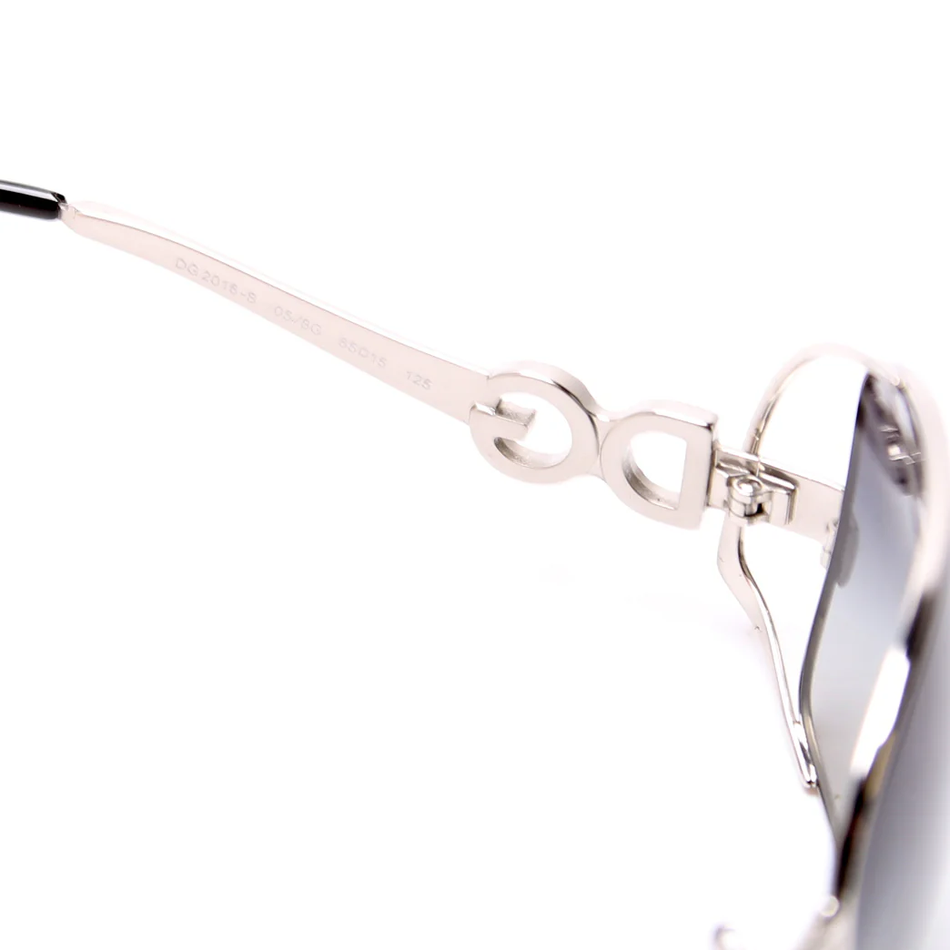 DG2016-B Rhinestone Logo Sunglasses - Image 4