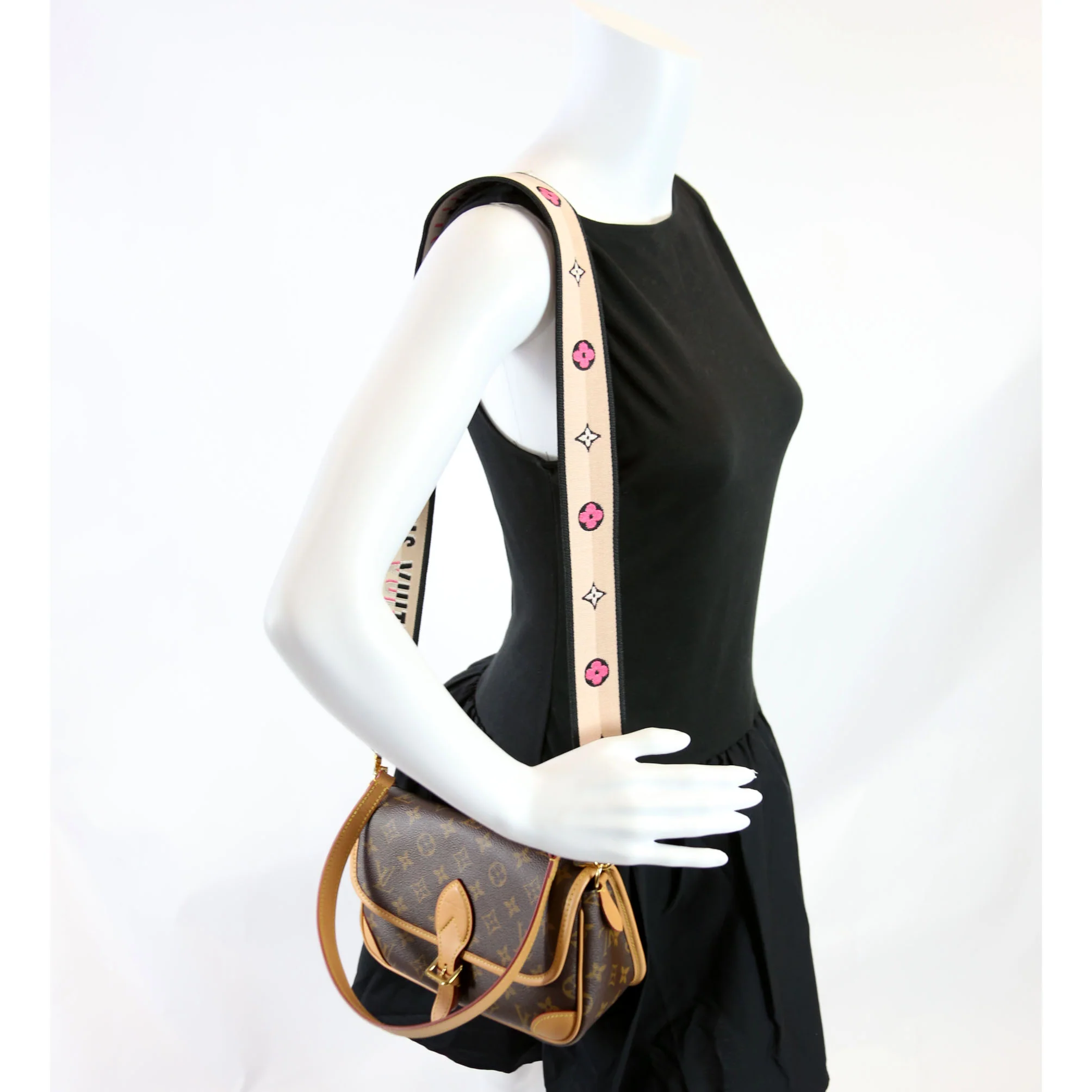 Diane NM Satchel Monogram - Image 10