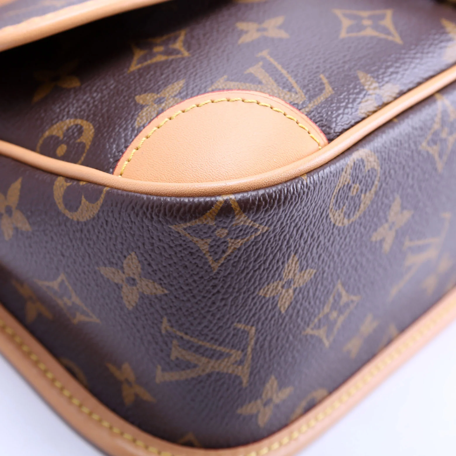Diane NM Satchel Monogram - Image 5