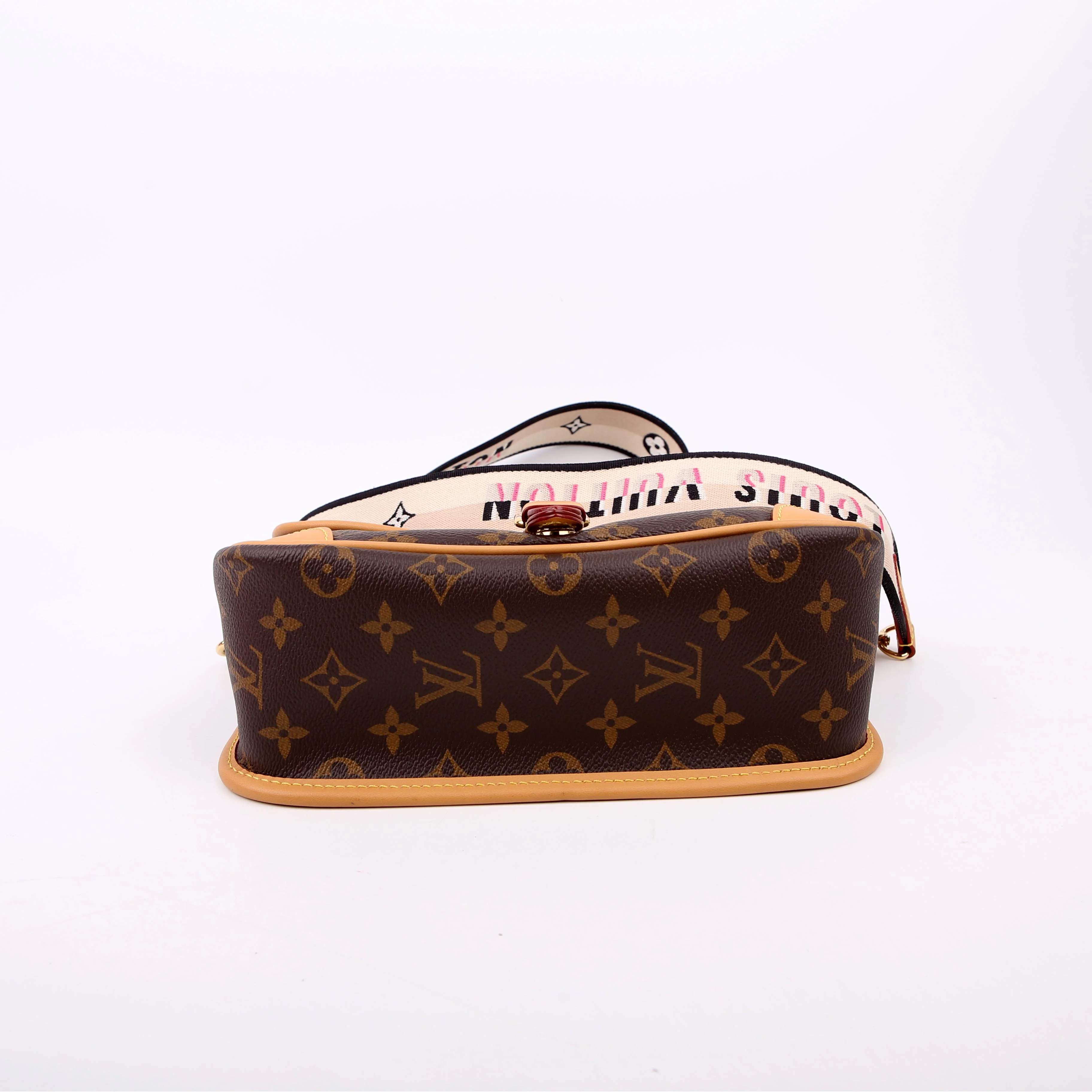 Diane NM Satchel Monogram - Image 4