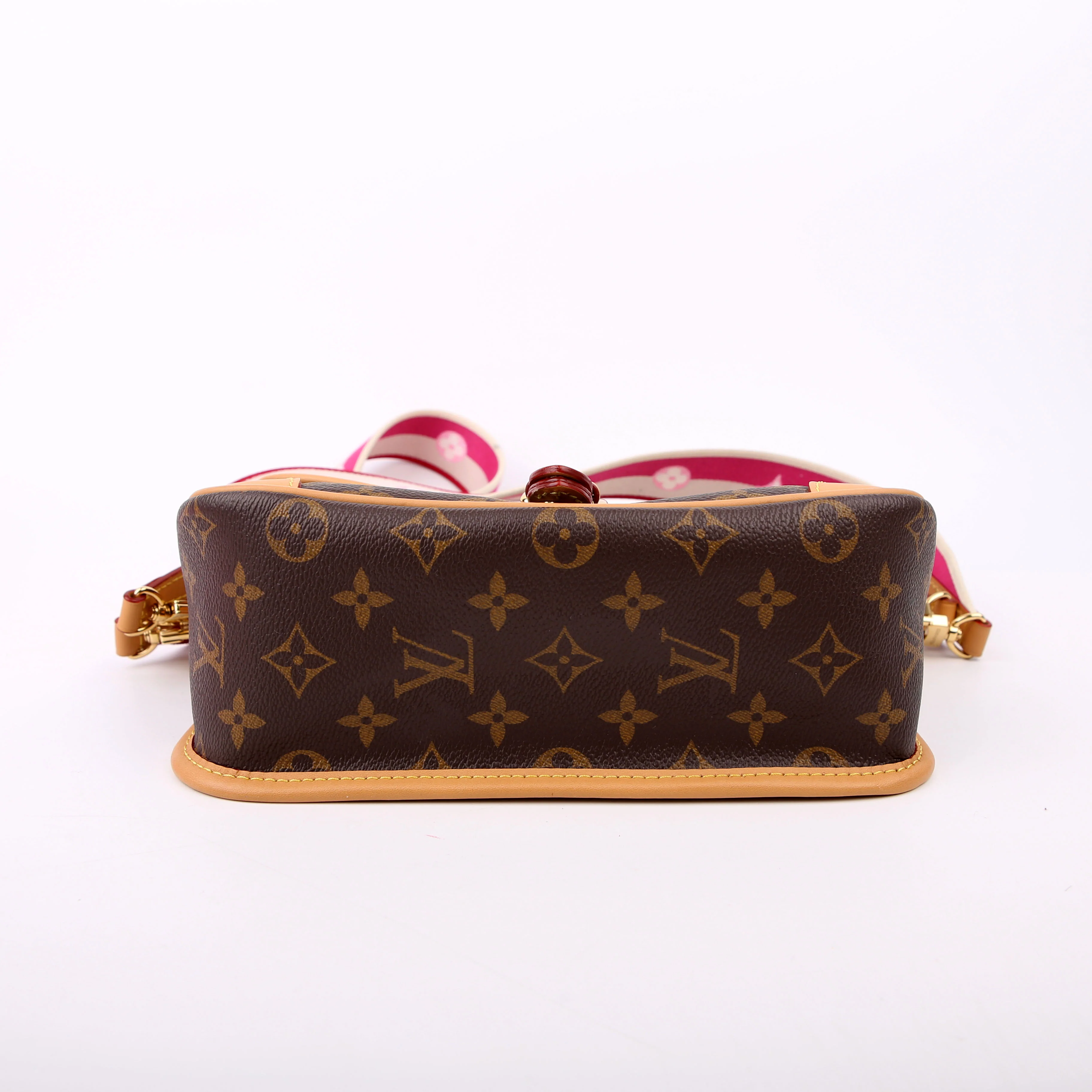 Diane NM Satchel Monogram - Image 4