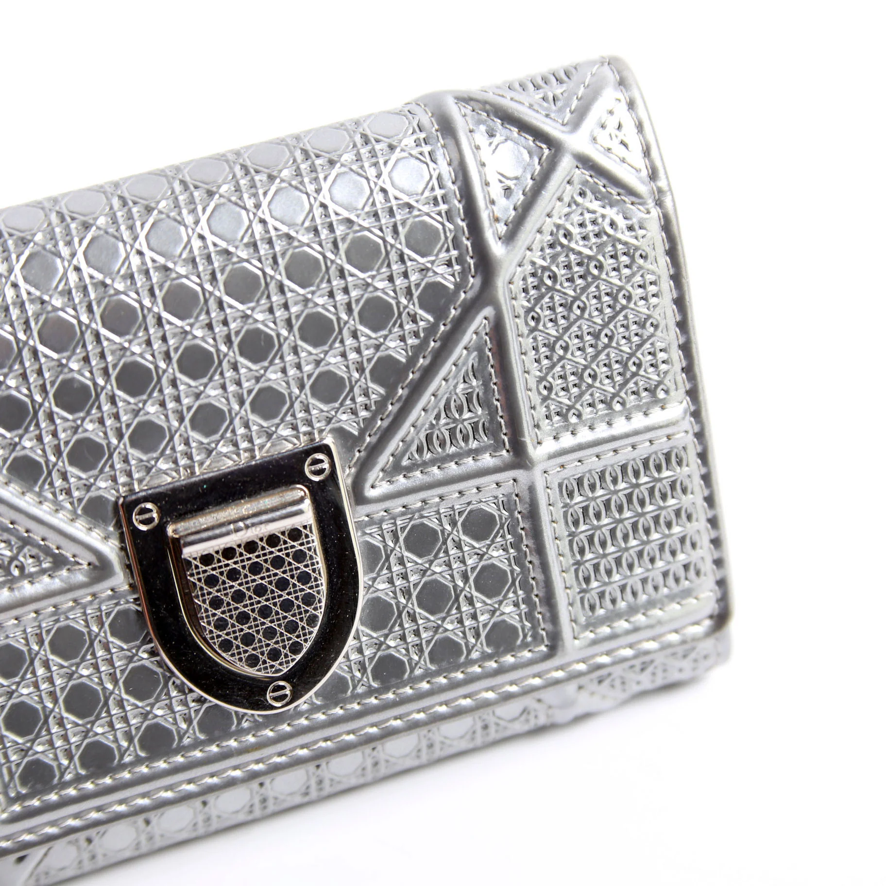 Diorama Compact Wallet - Image 6