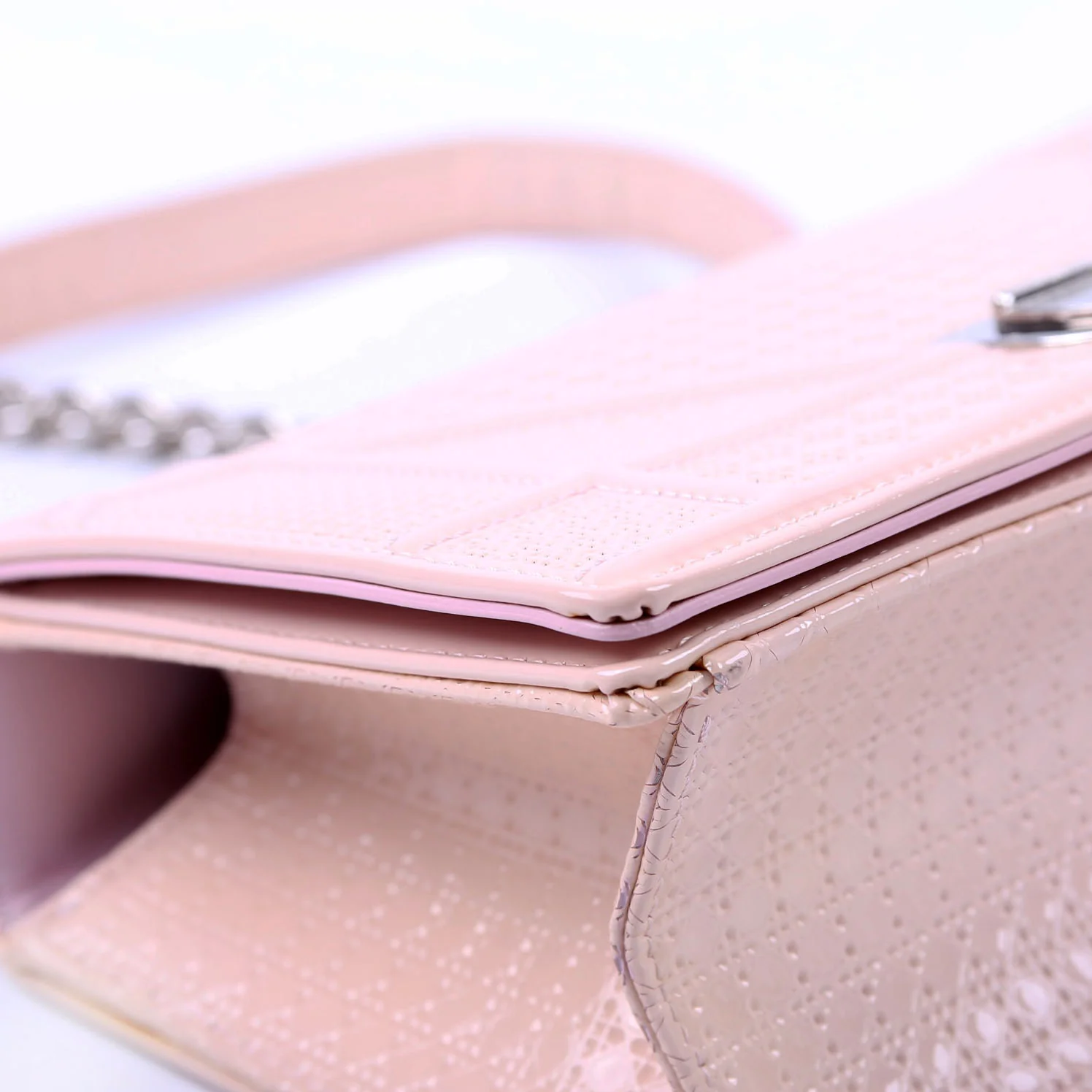 Diorama Patent Micro-Cannage Pink - Image 6