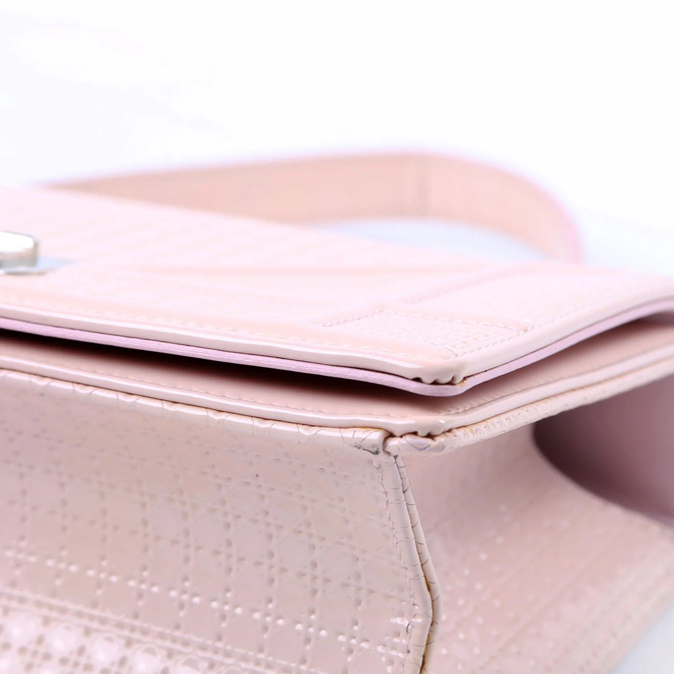 Diorama Patent Micro-Cannage Pink - Image 8