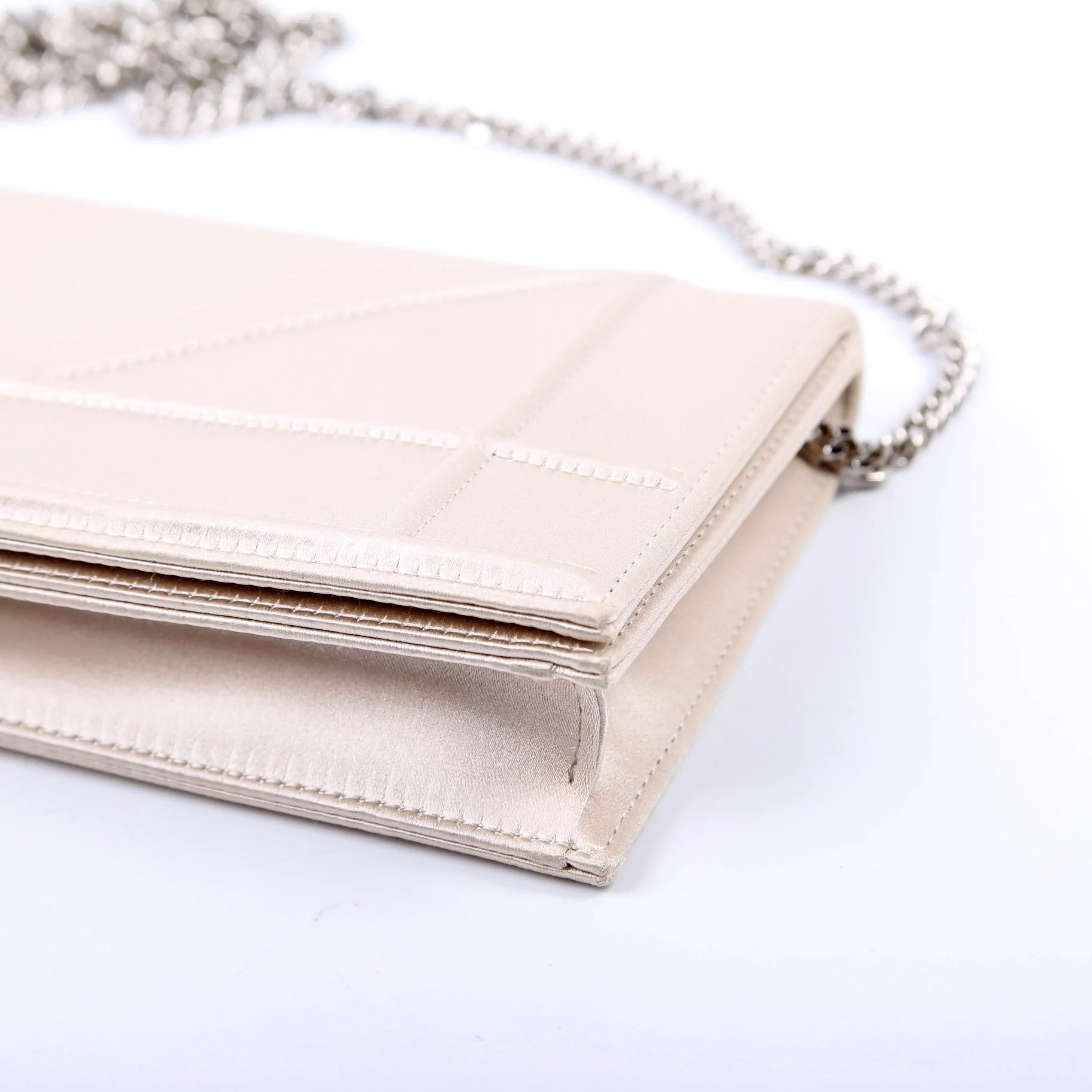 Diorama Wallet On Chain Satin Champagne - Image 5