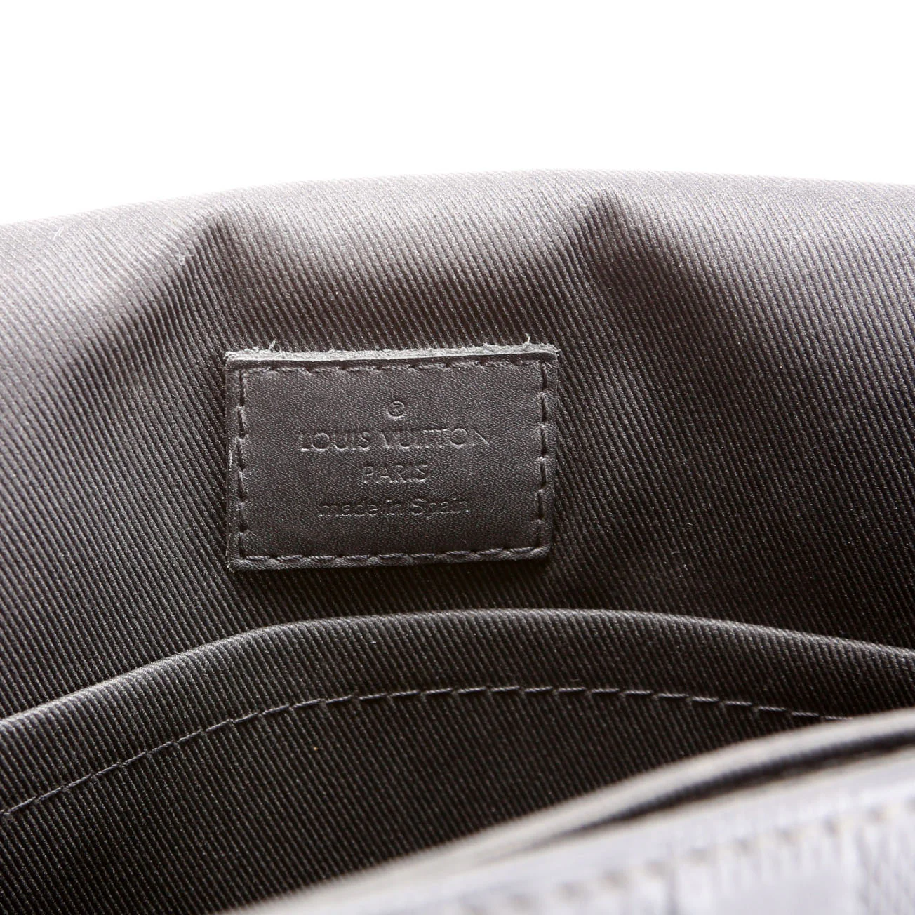 District PM Infini Black - Image 9