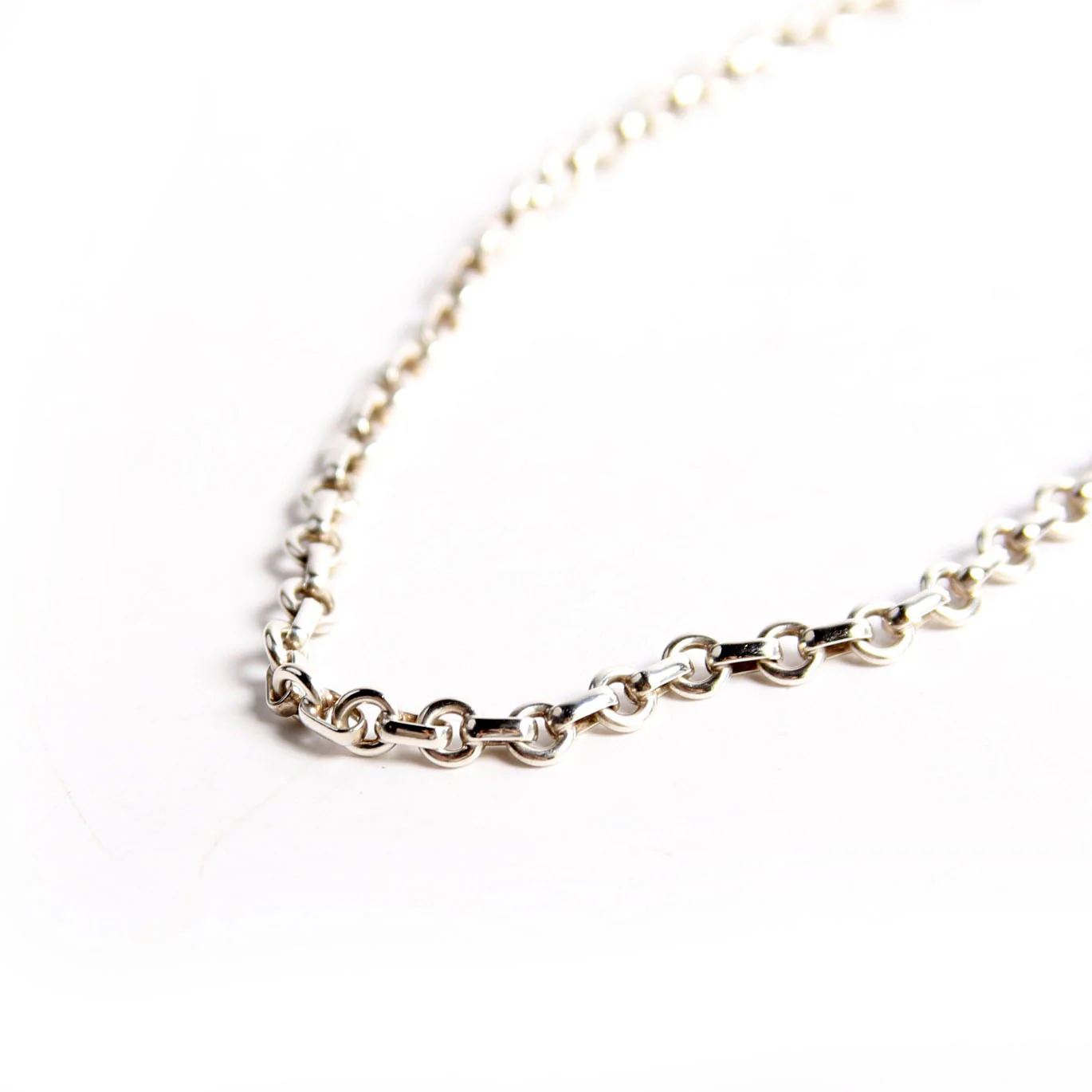 Donut Oval Link 16IN Chain Necklace 925 - Image 4