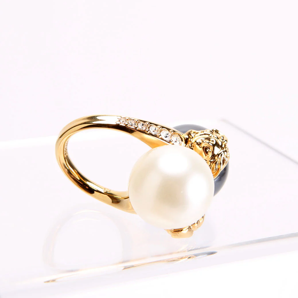 Double Pearl Embellished Ring Size 6 - Image 2