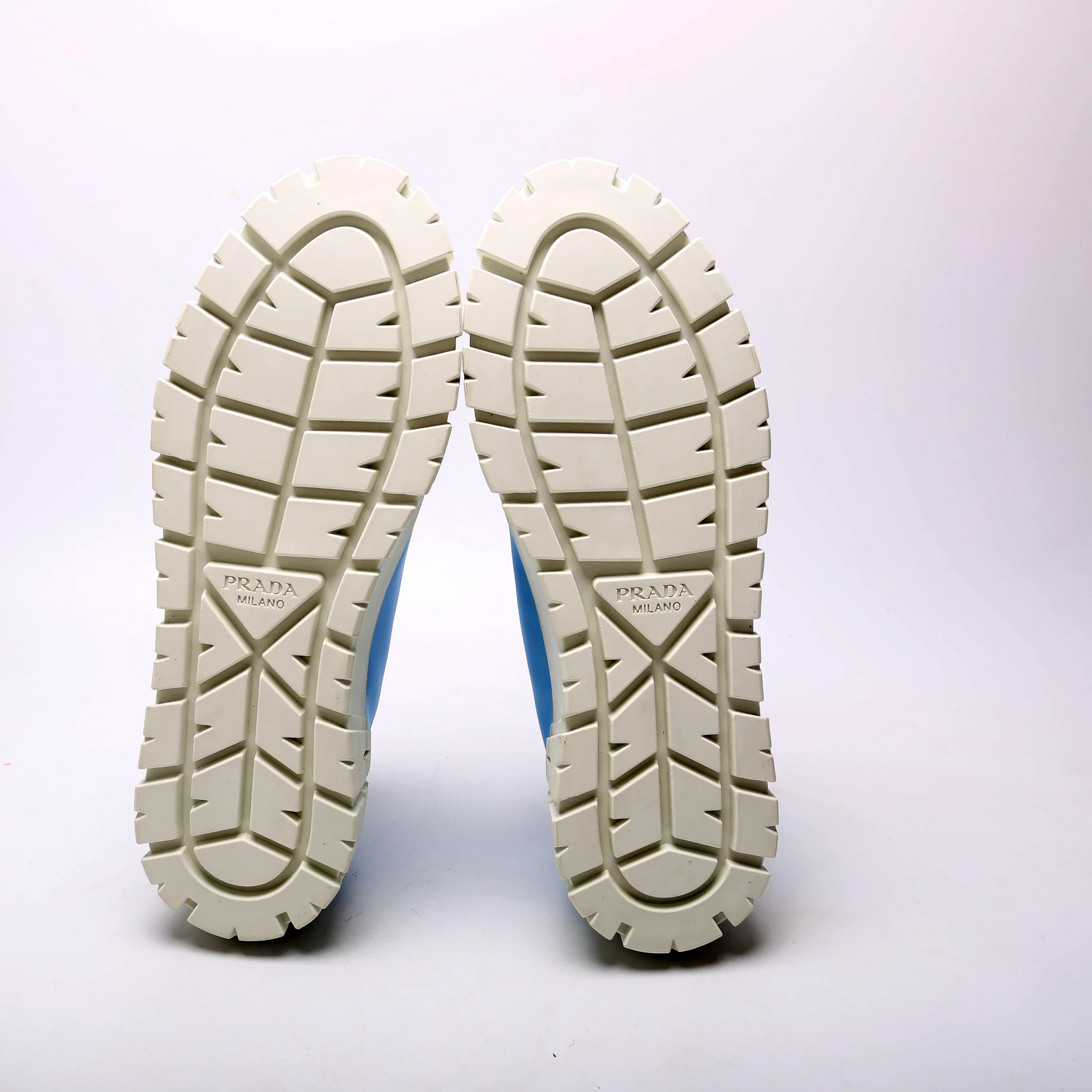 Double Wheel Nylon Sneakers Size 40.5 - Image 7