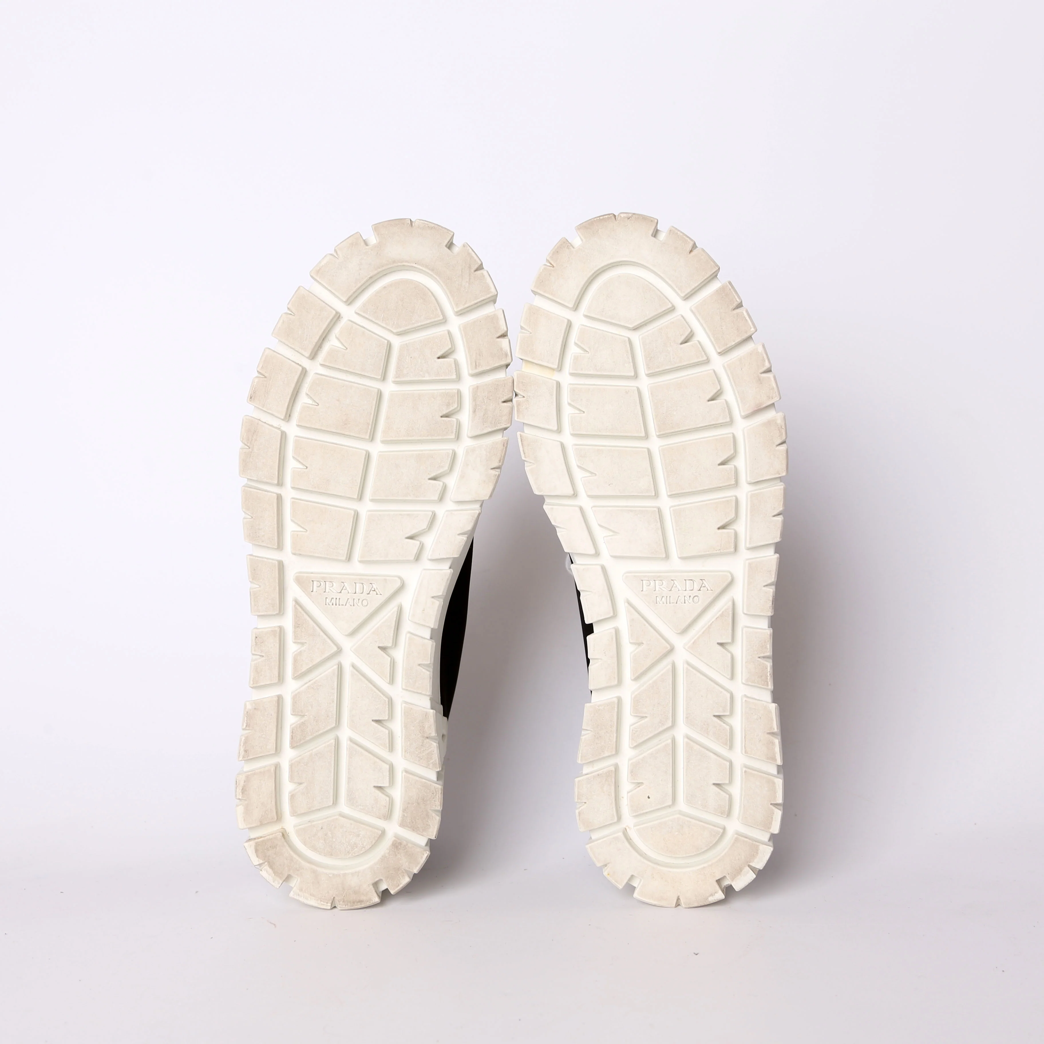 Double Wheel Sneakers Size 37 - Image 6
