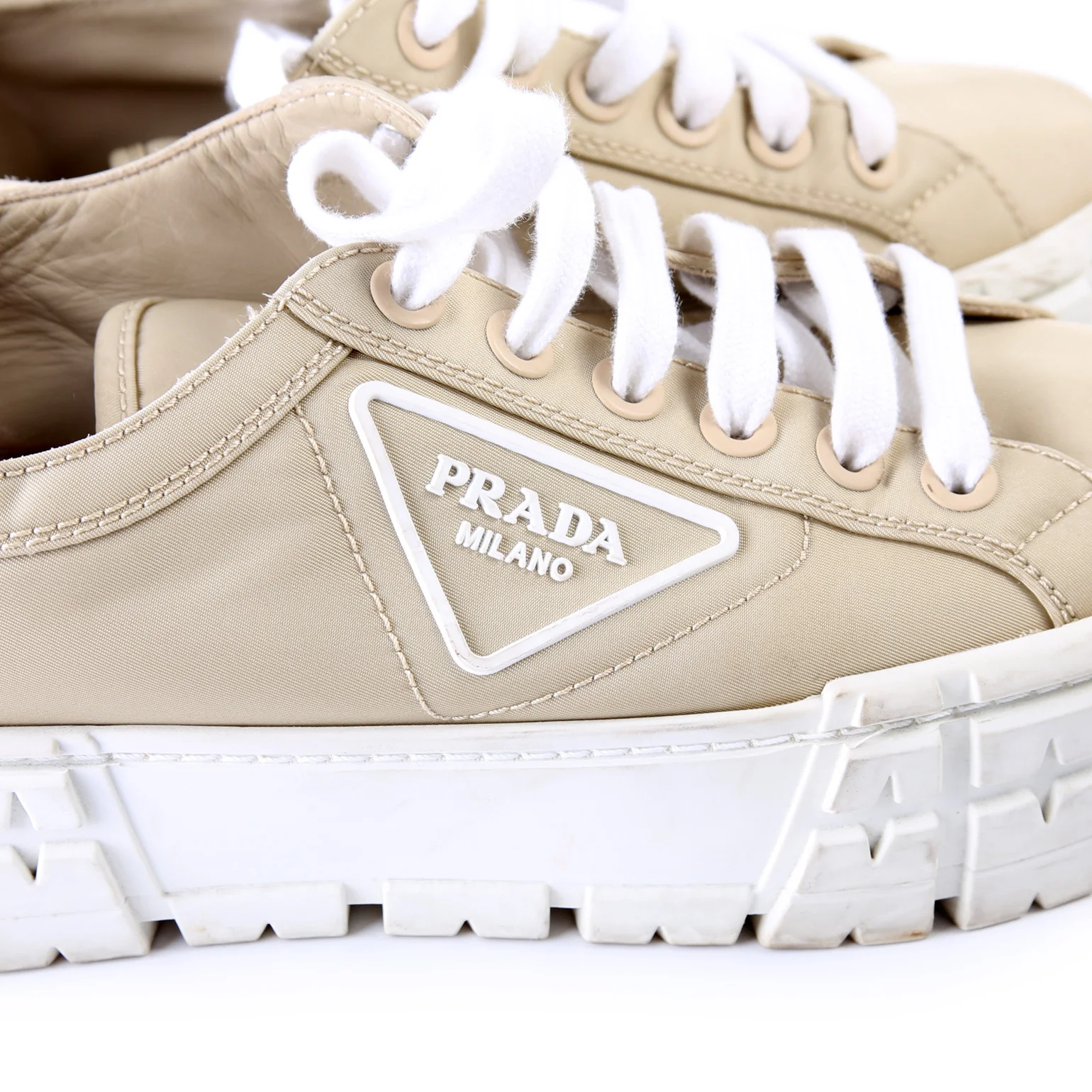 Double Wheel Sneakers Size 39.5 - Image 11