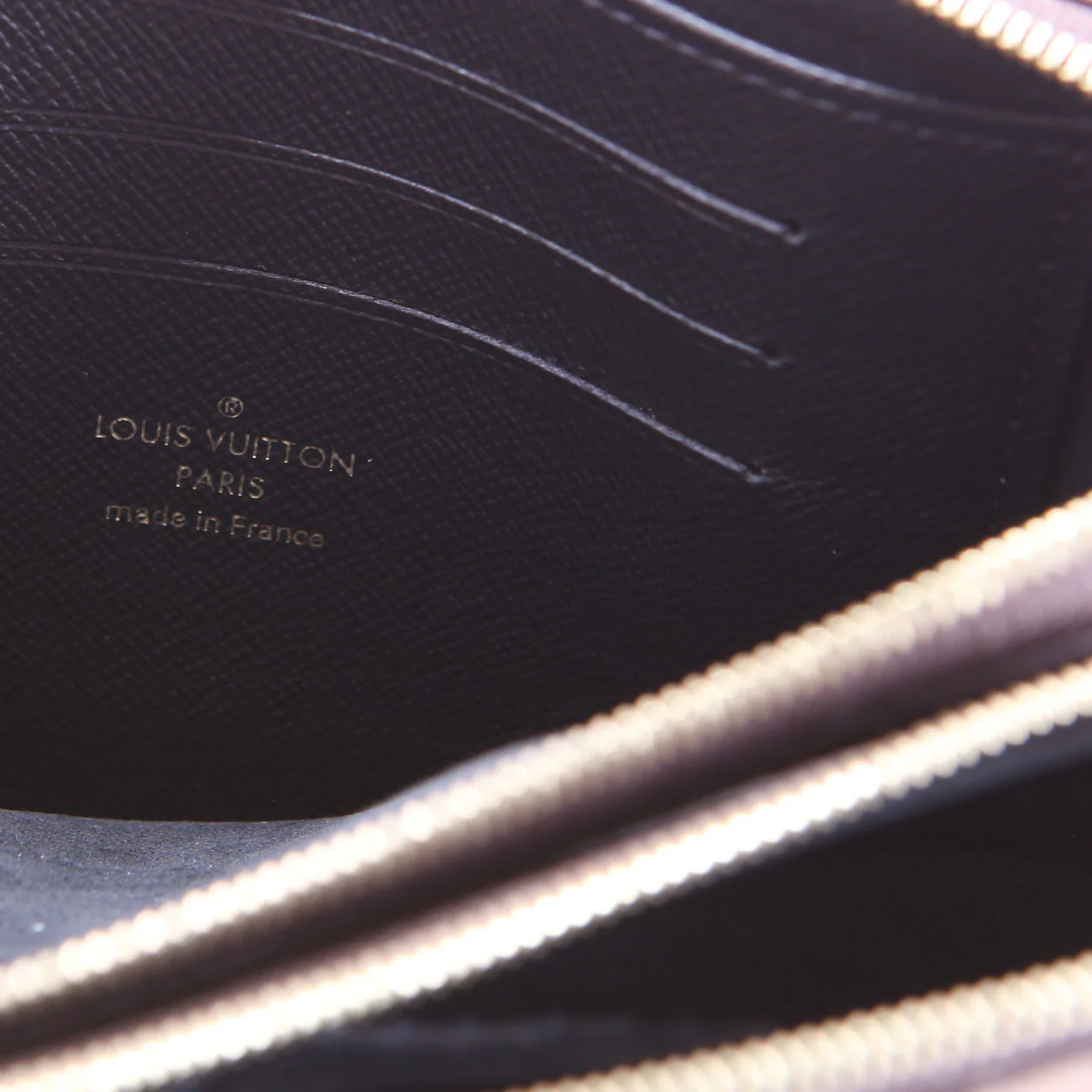 Double Zip Pochette Giant Reverse Monogram - Image 8
