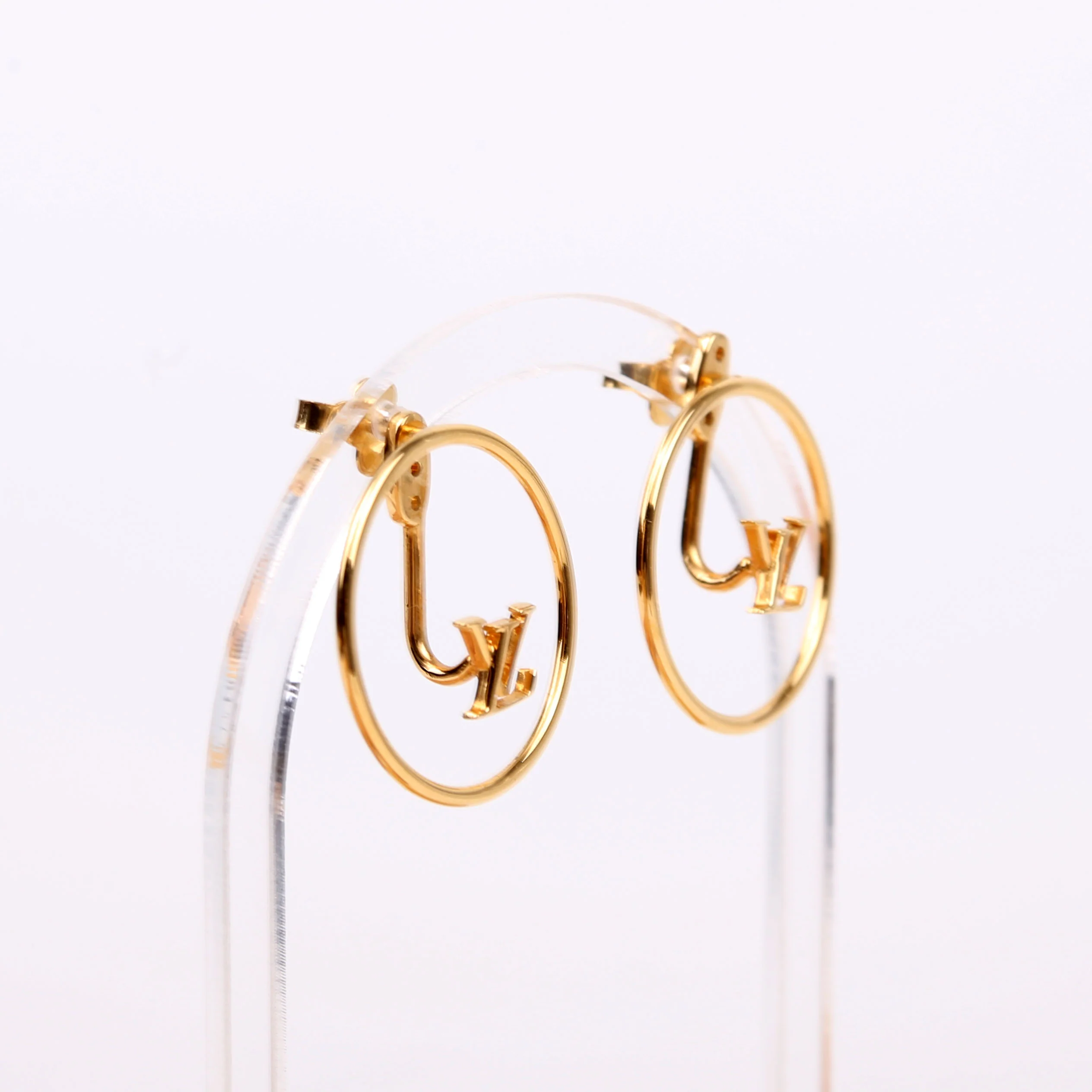 Drop LV Eclipse Hoop Earrings Gold - Image 5