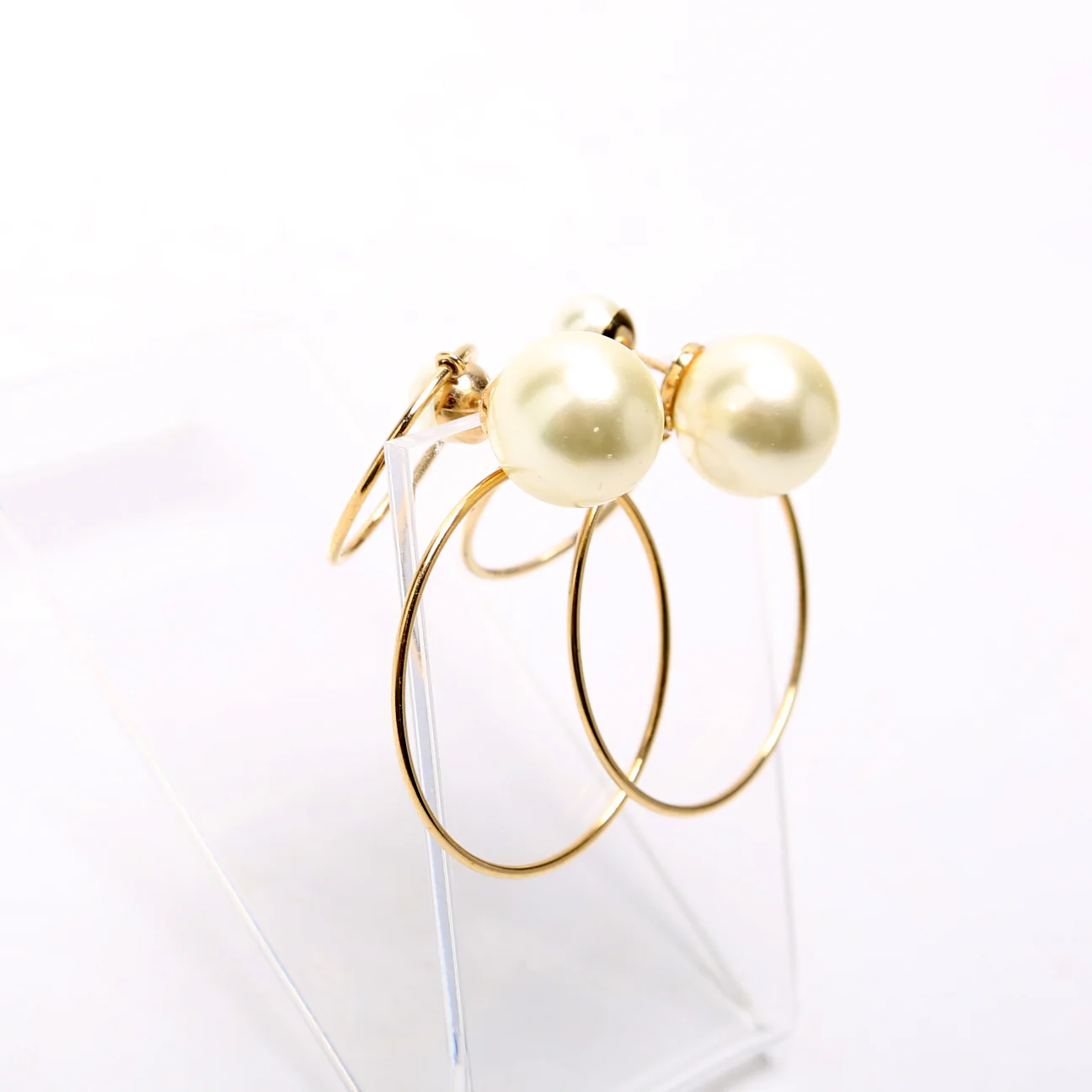 EARRINGS: PEARL TRIBAL HOOPS - Image 2