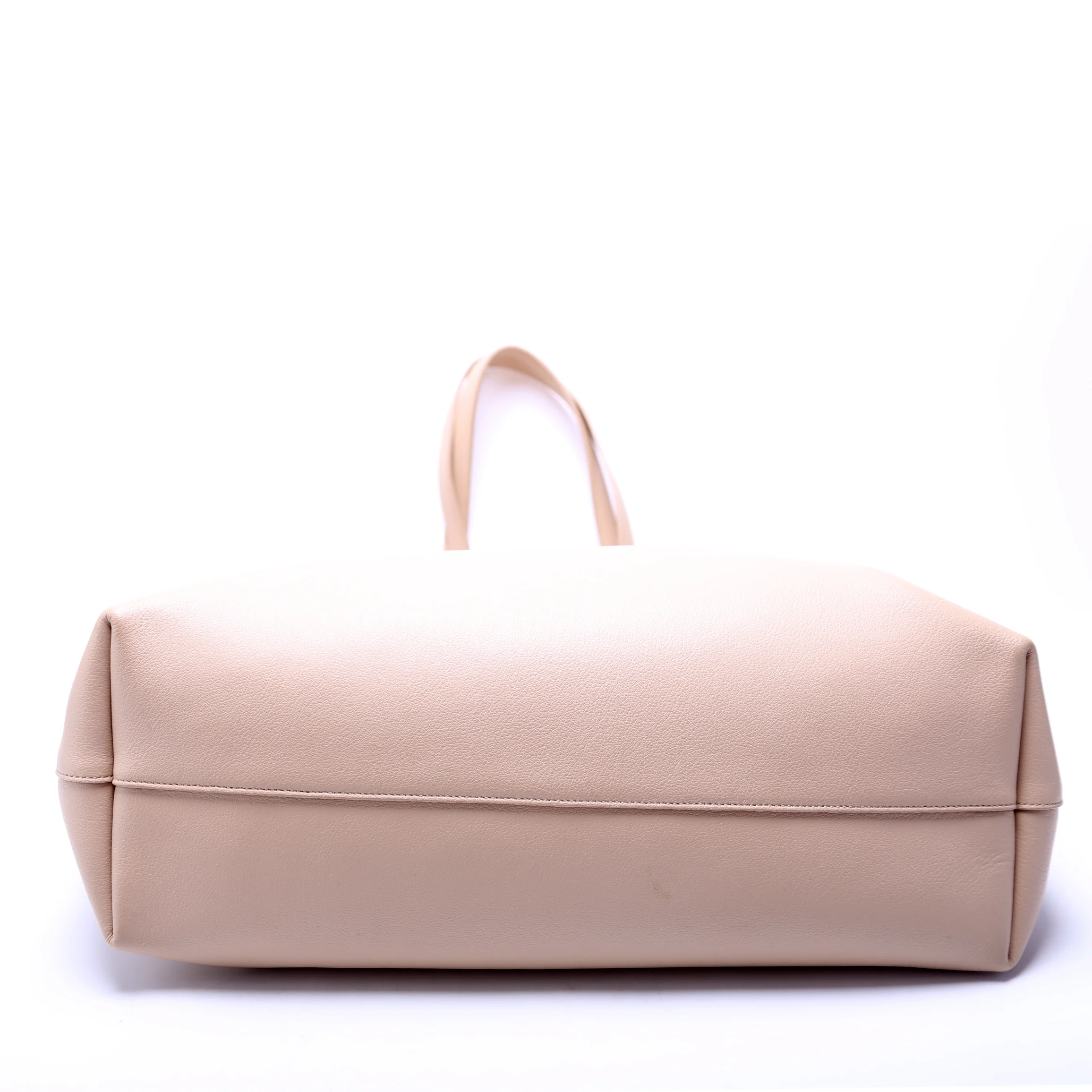 East West Shopping Tote Tan - Image 4