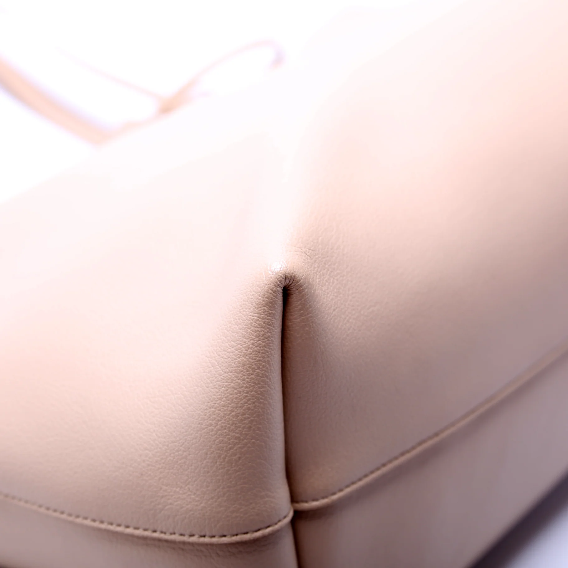 East West Shopping Tote Tan - Image 5