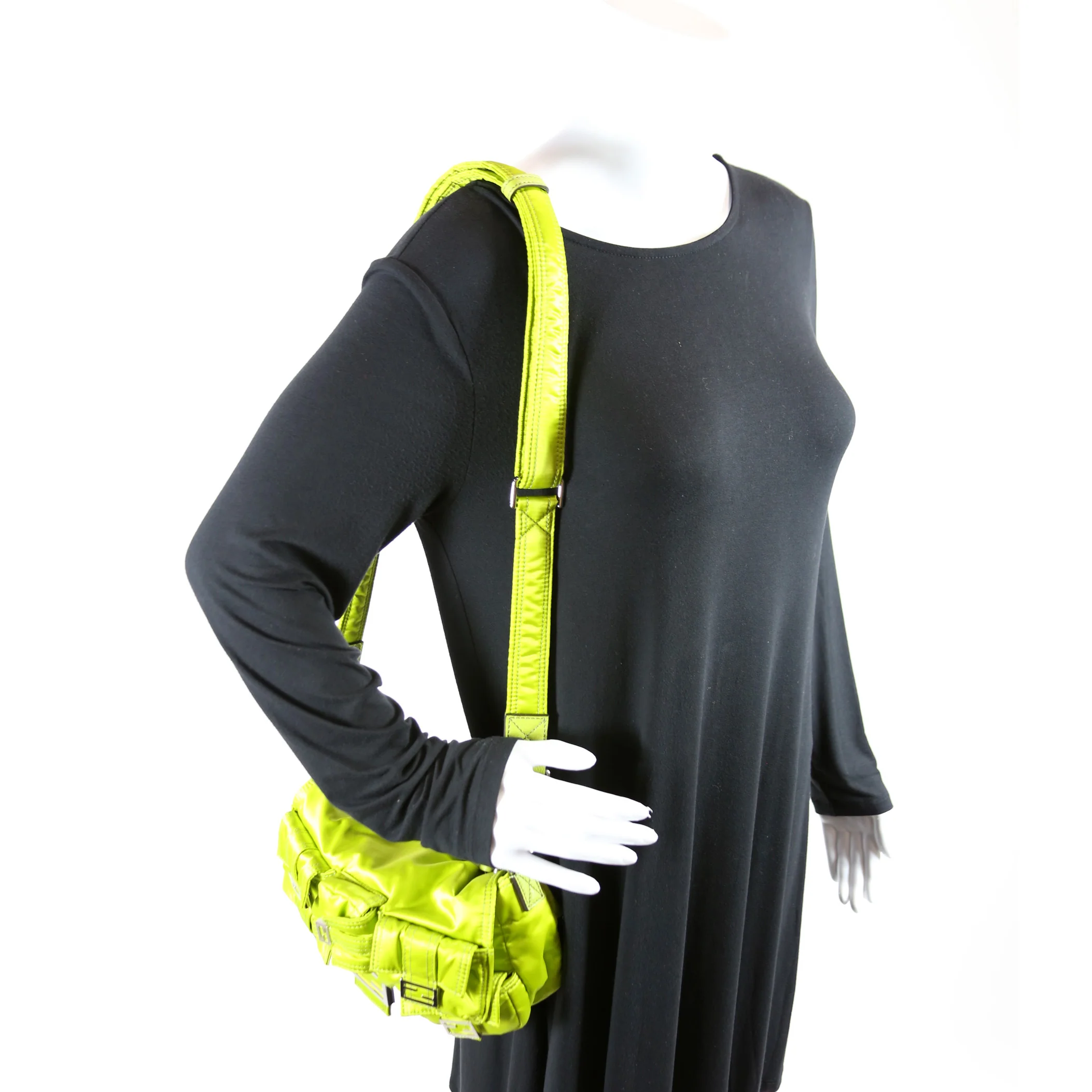 Econyl Multipocket Baguette - Image 11