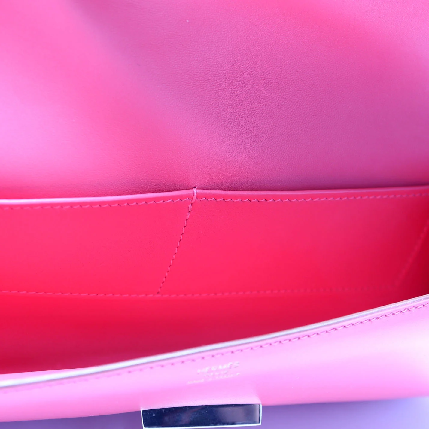 Egee Clutch Pink - Image 7