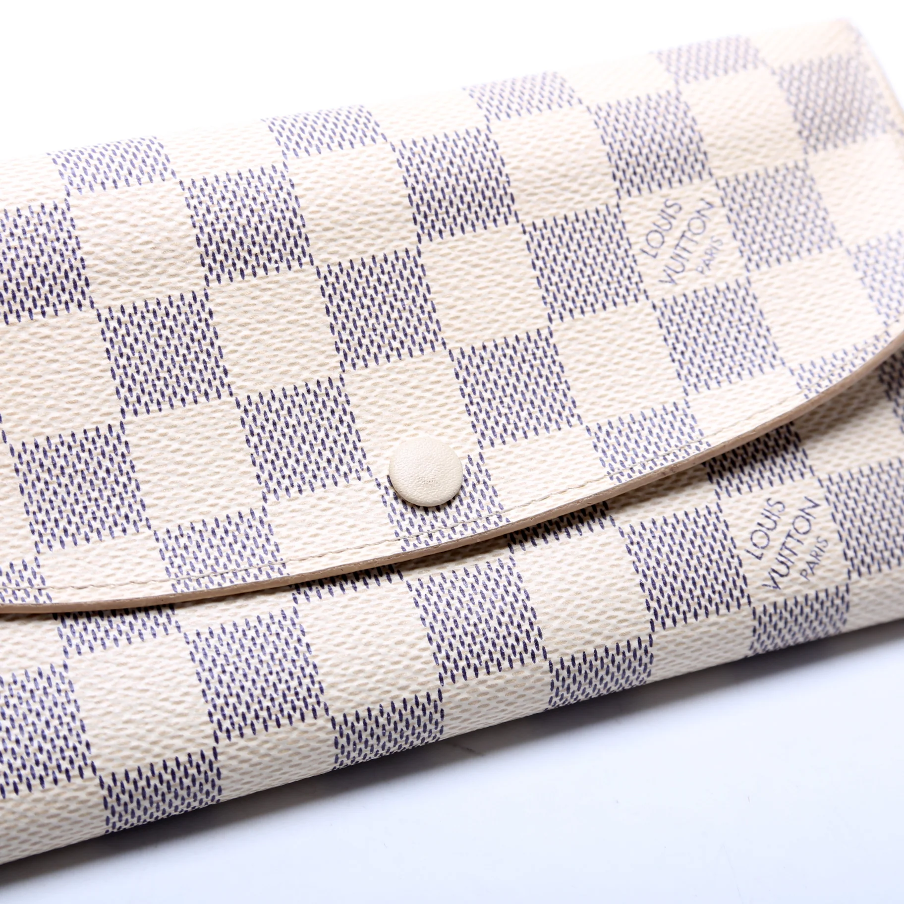 Emilie Wallet Damier Azur Newer - Image 6