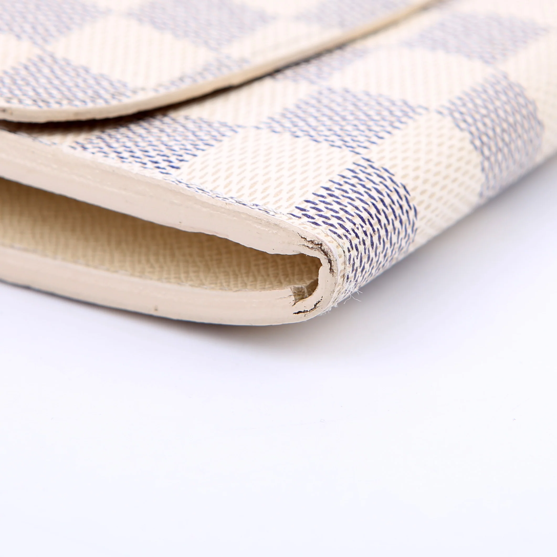 Emilie Wallet Damier Azur Newer - Image 5