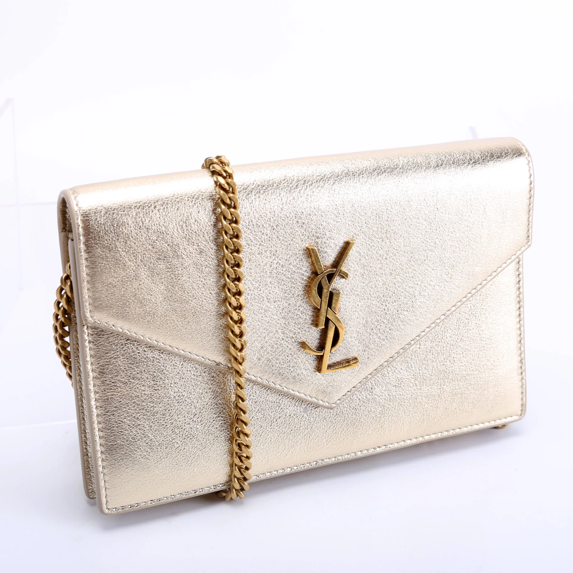 Envelope Chain Wallet Metallic Calfskin 402031 Gold - Image 2