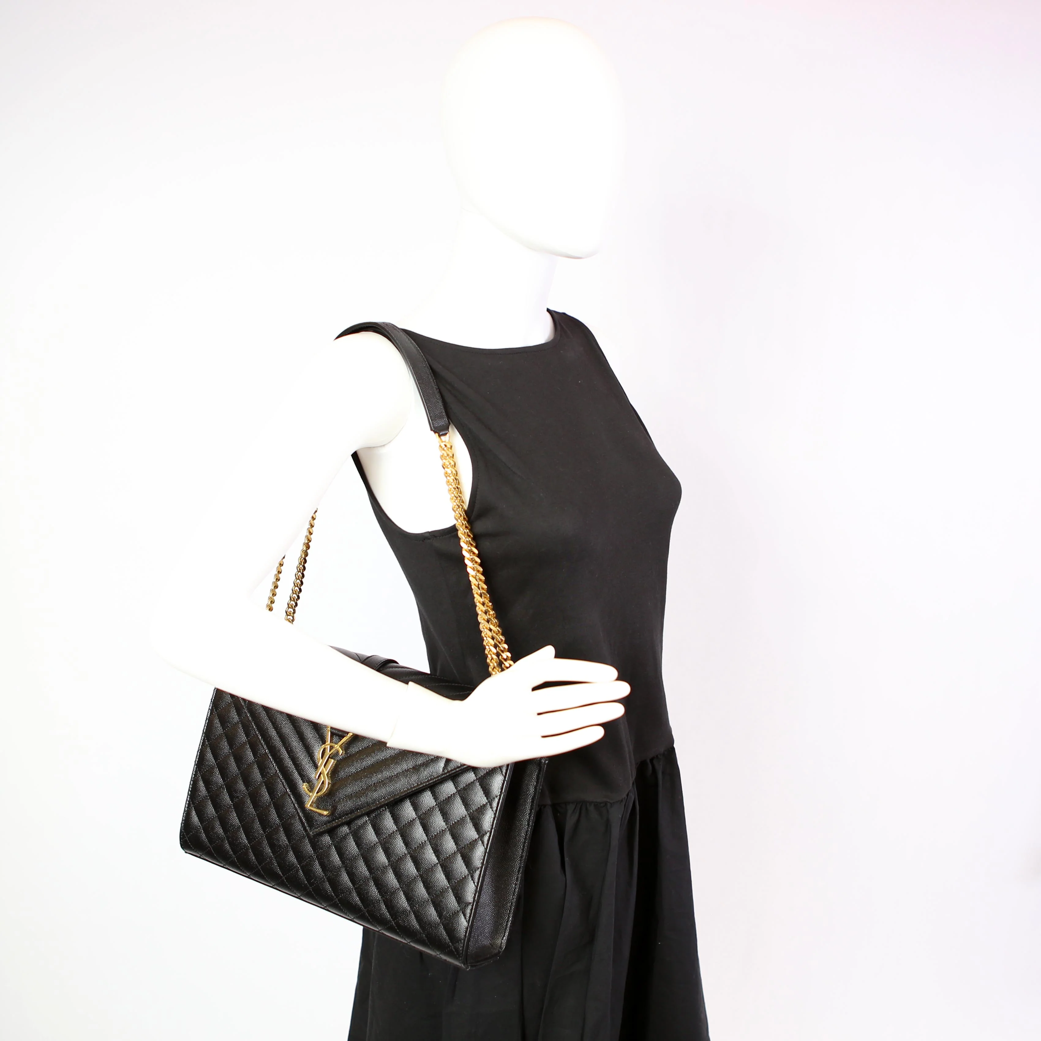 Envelope Chevron Large Black - Image 11