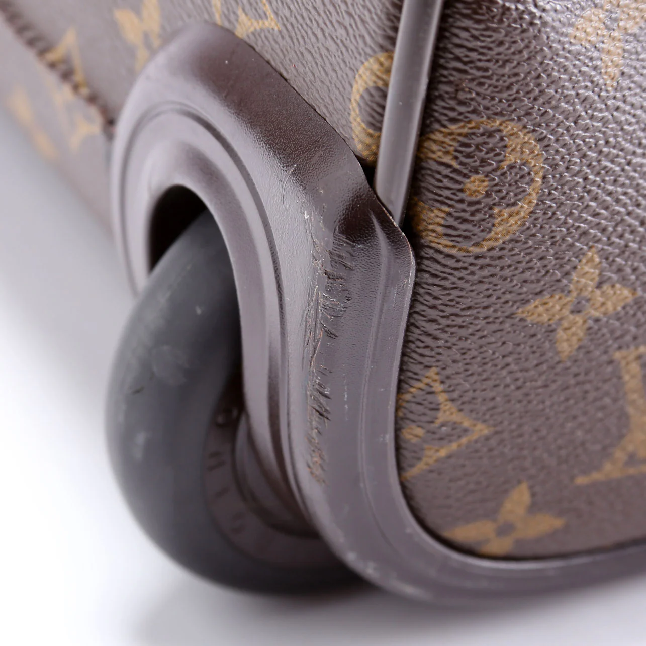 Eole 60 Monogram - Image 3