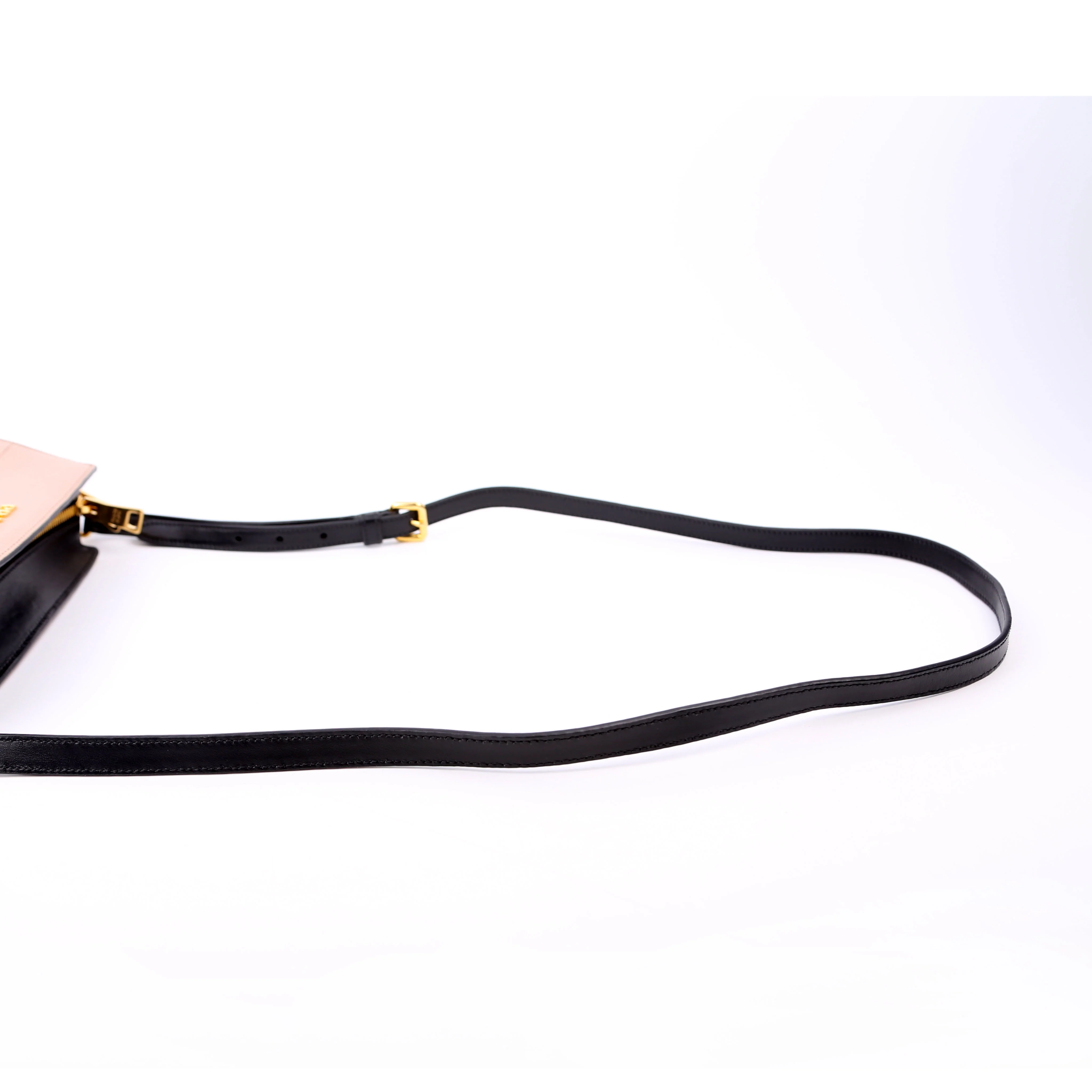 Esplanade Crossbody Tan/Black - Image 11
