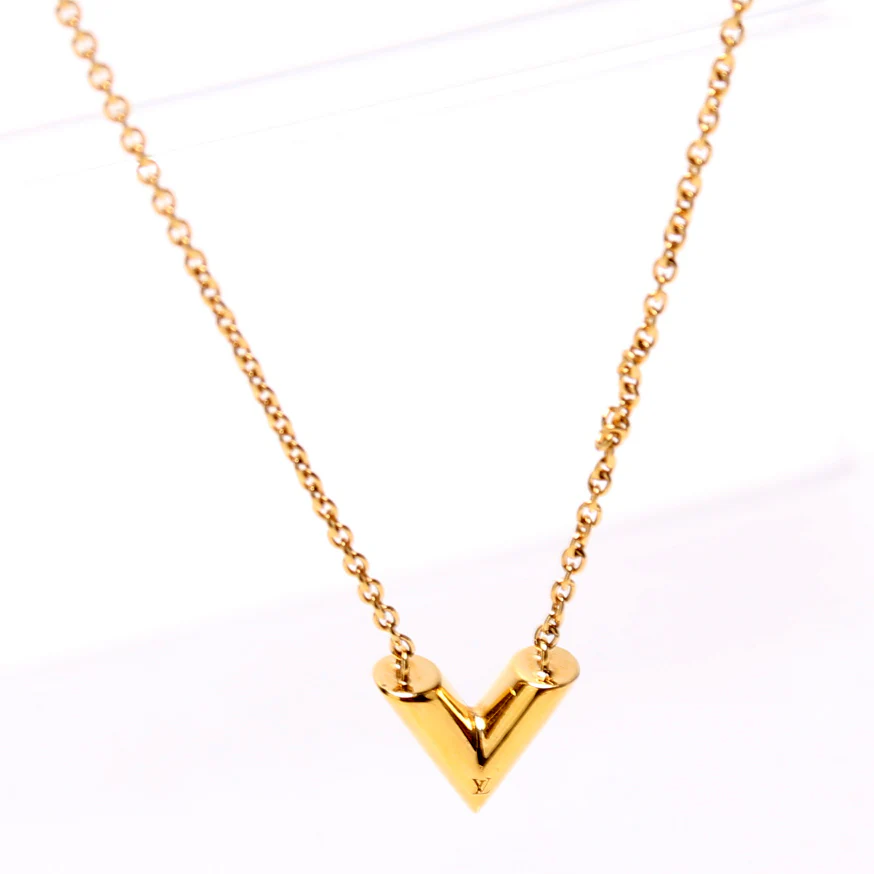 Essential V Necklace - Image 3