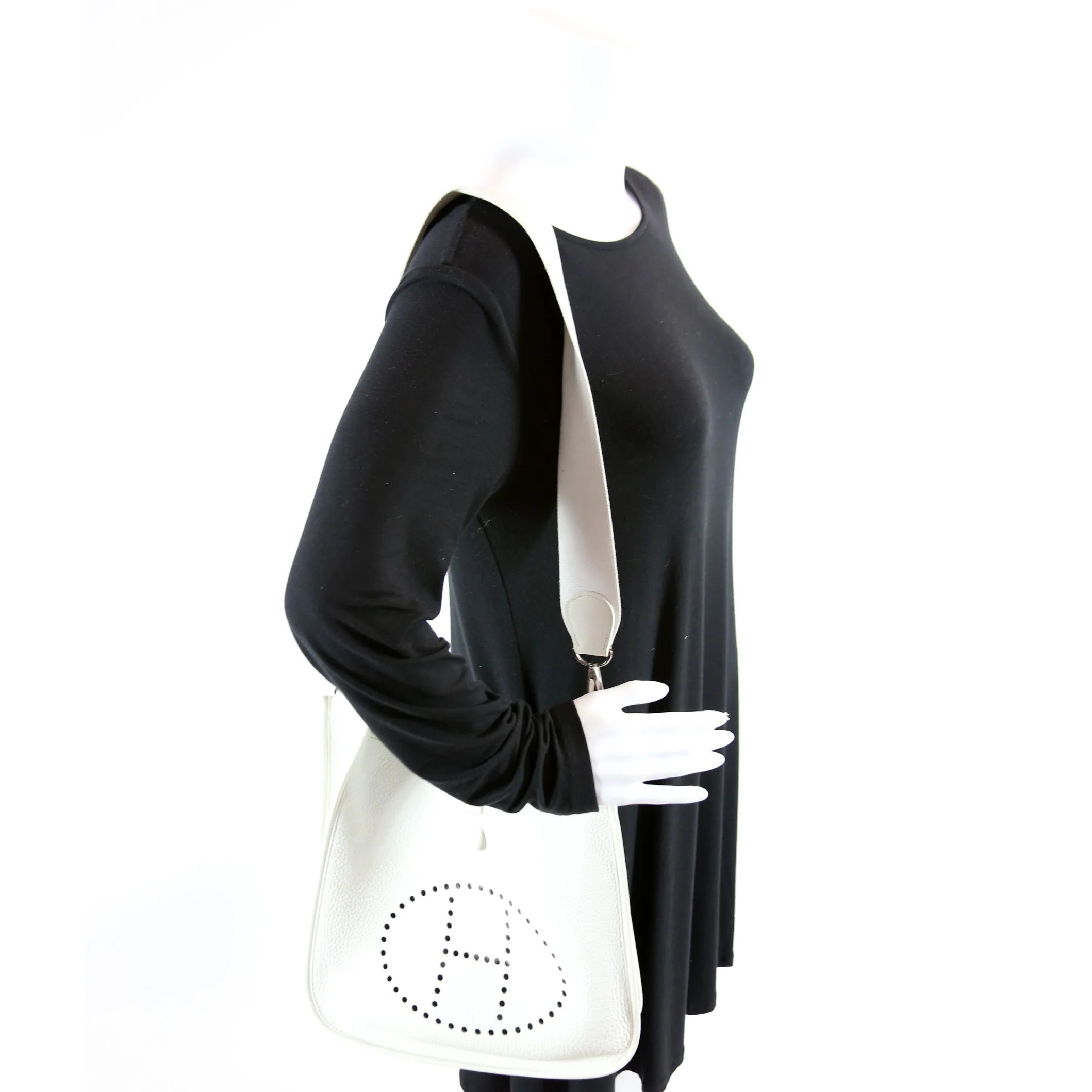 Evelyne I GM - Image 12