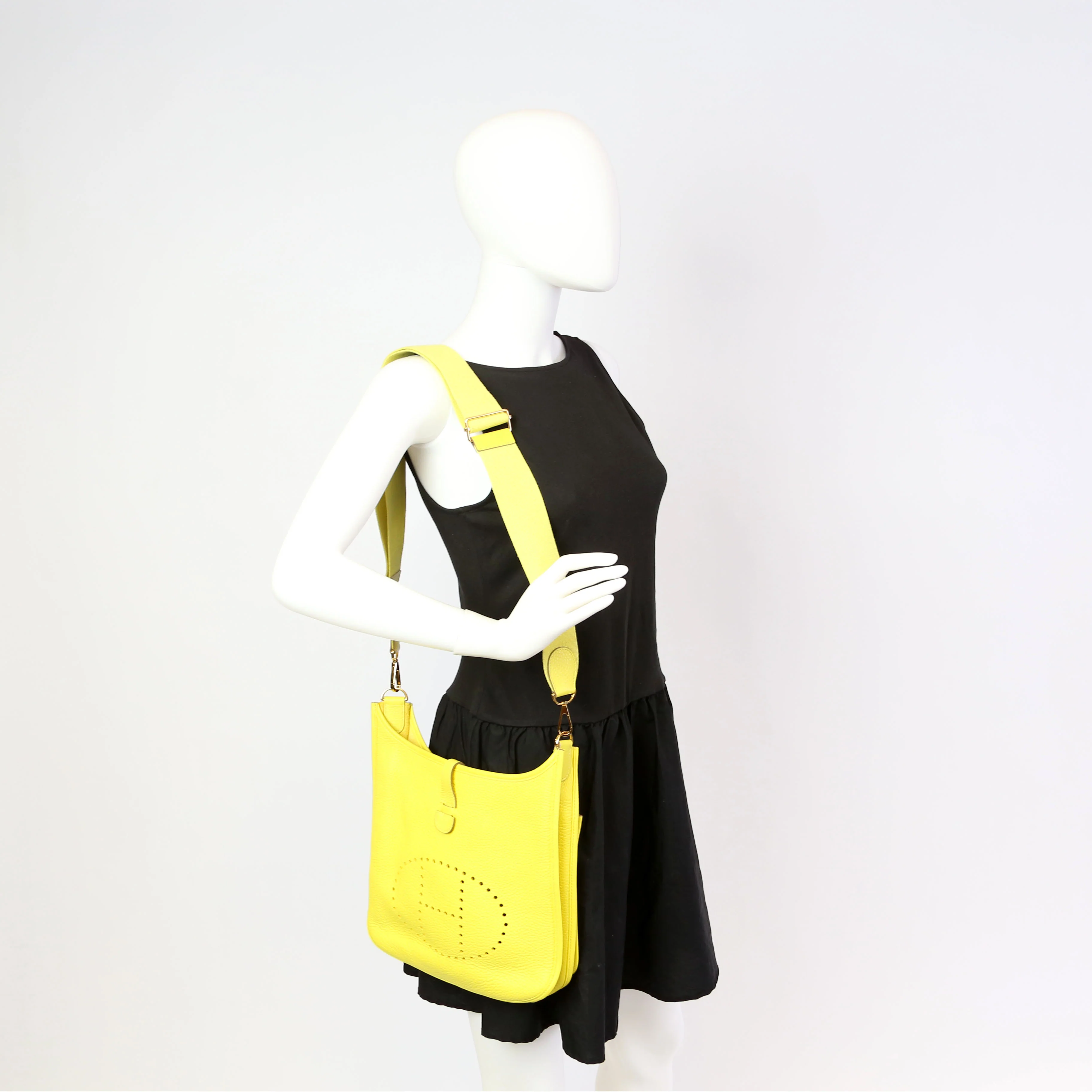 Evelyne III PM Yellow - Image 12