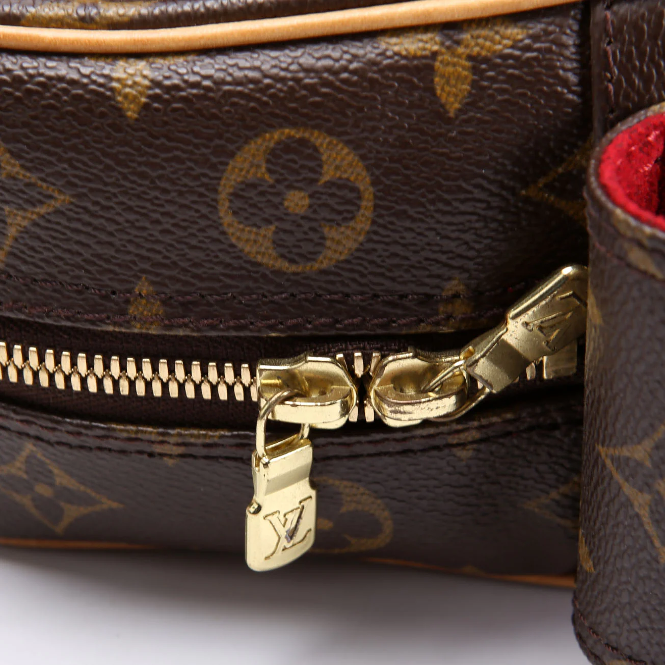 Excentri Cite Monogram Brown/Red - Image 11