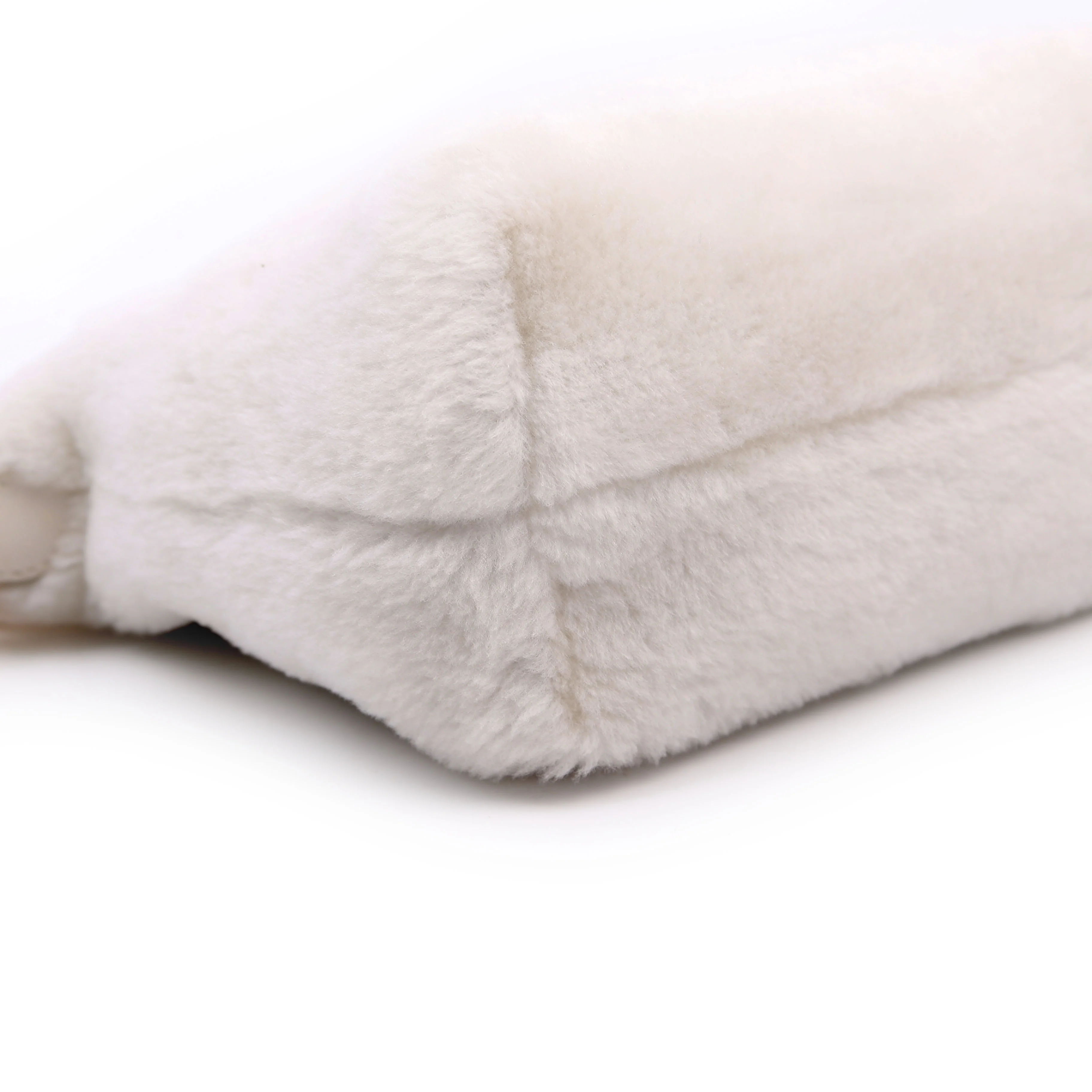 Faux Fur Chain Shoulder White/Gold - Image 6
