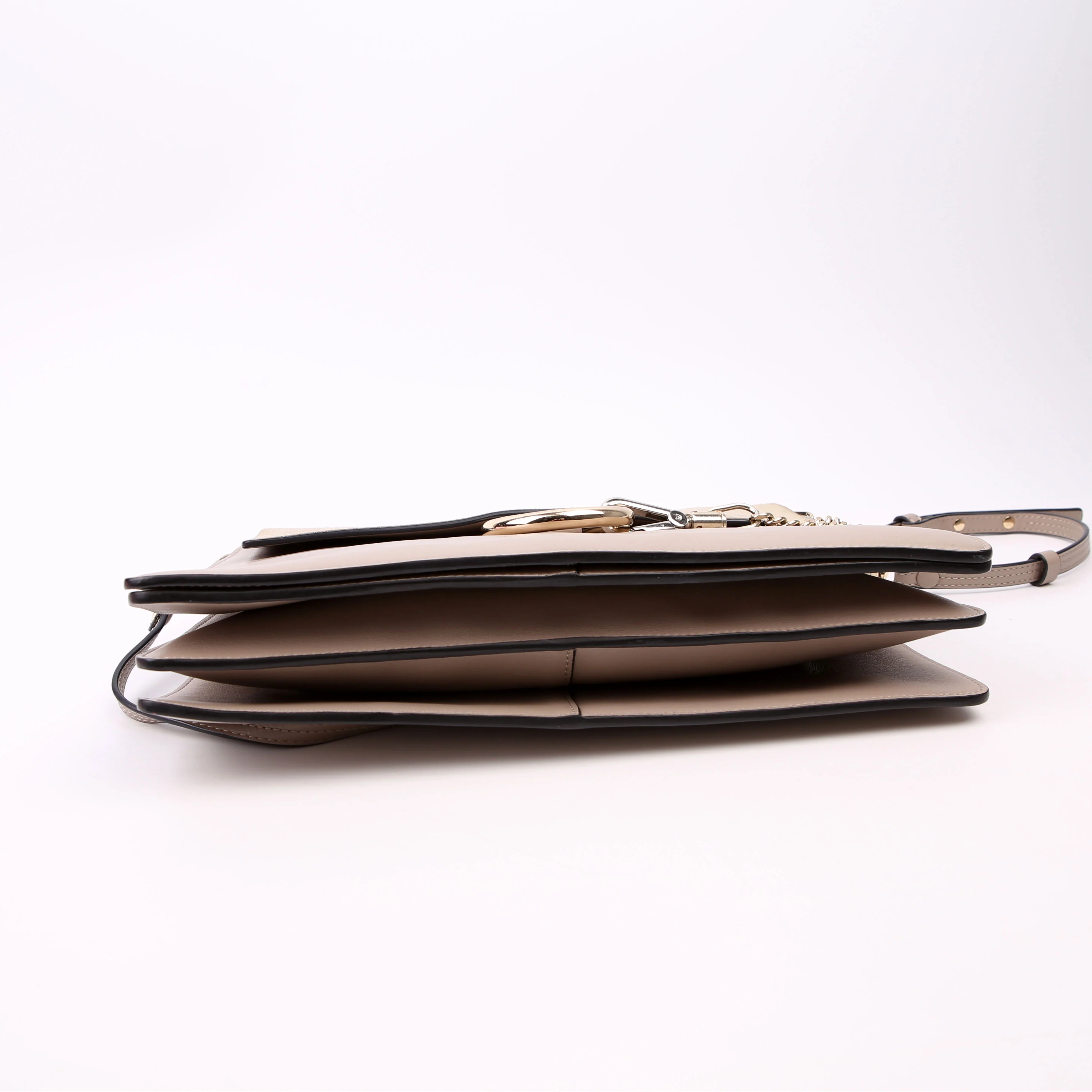 Faye Shoulder Bag Medium Taupe - Image 4