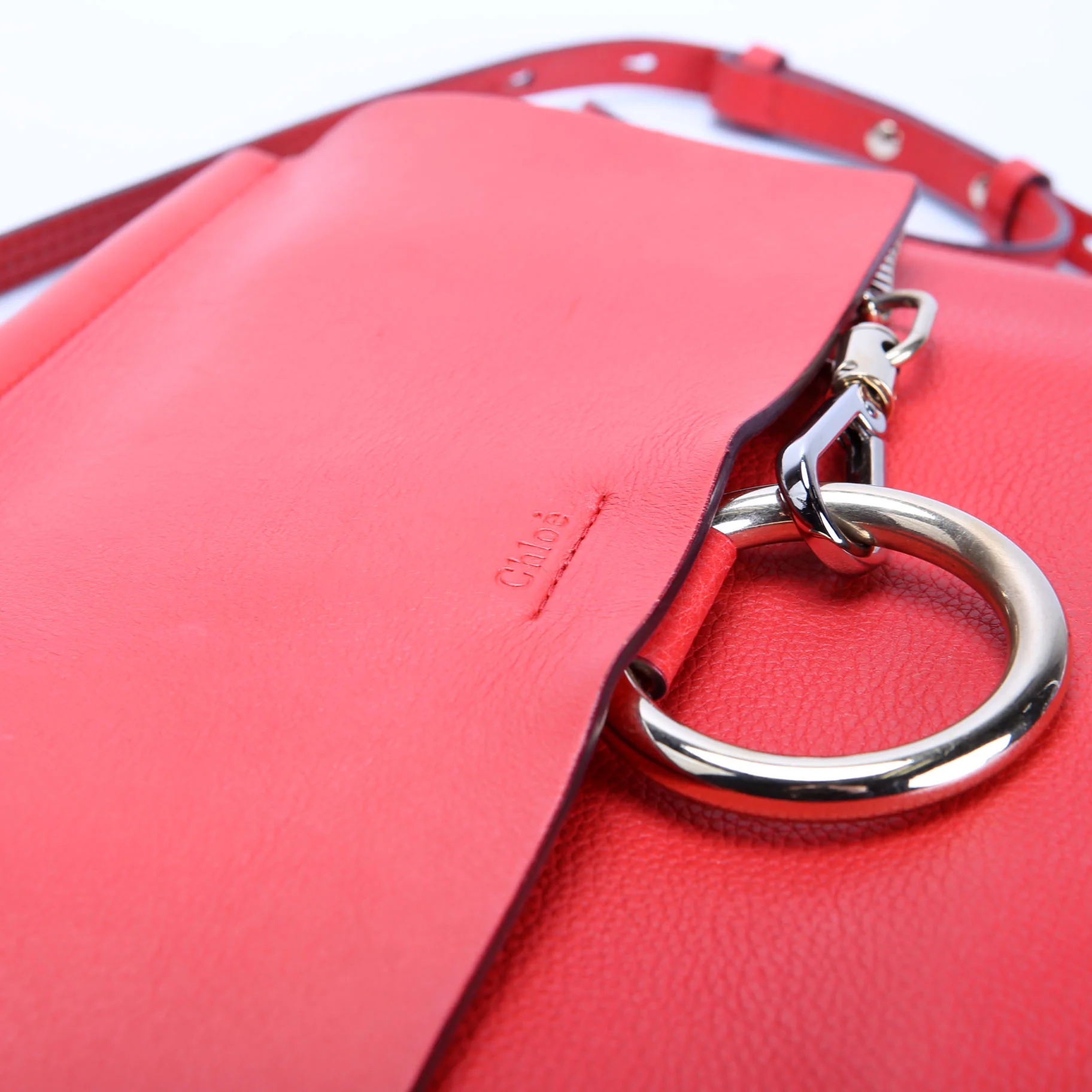 Faye Shoulder Medium Red - Image 7