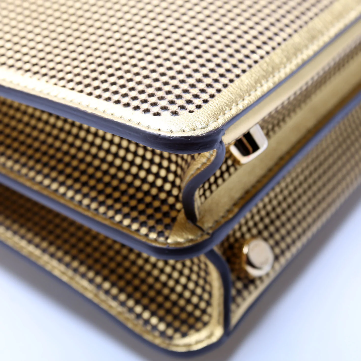 Fendance Peekaboo 'I See U' Metallic Meidum Gold - Image 5