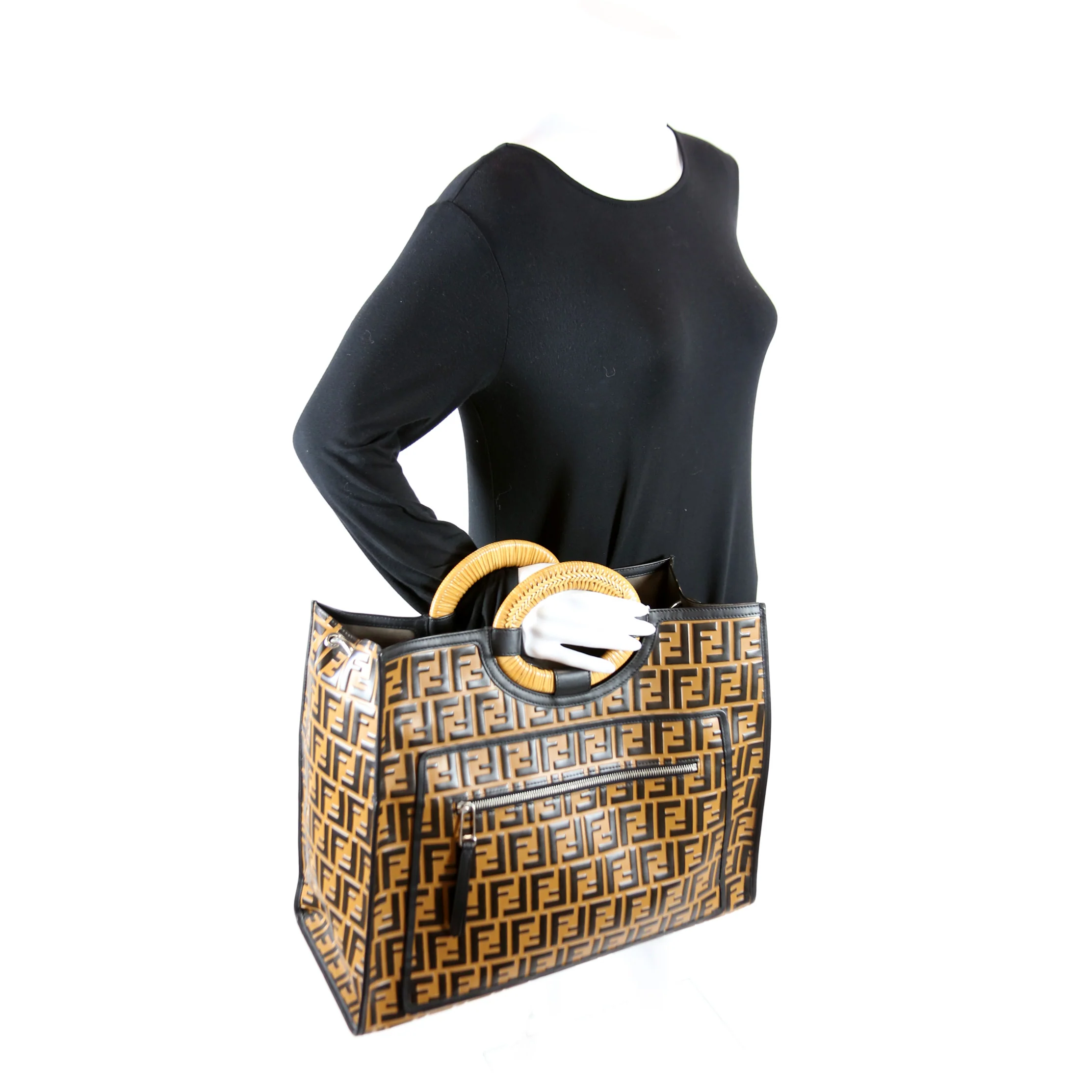 FF Leather Runaway Shopper Large 8BH351 - Image 13