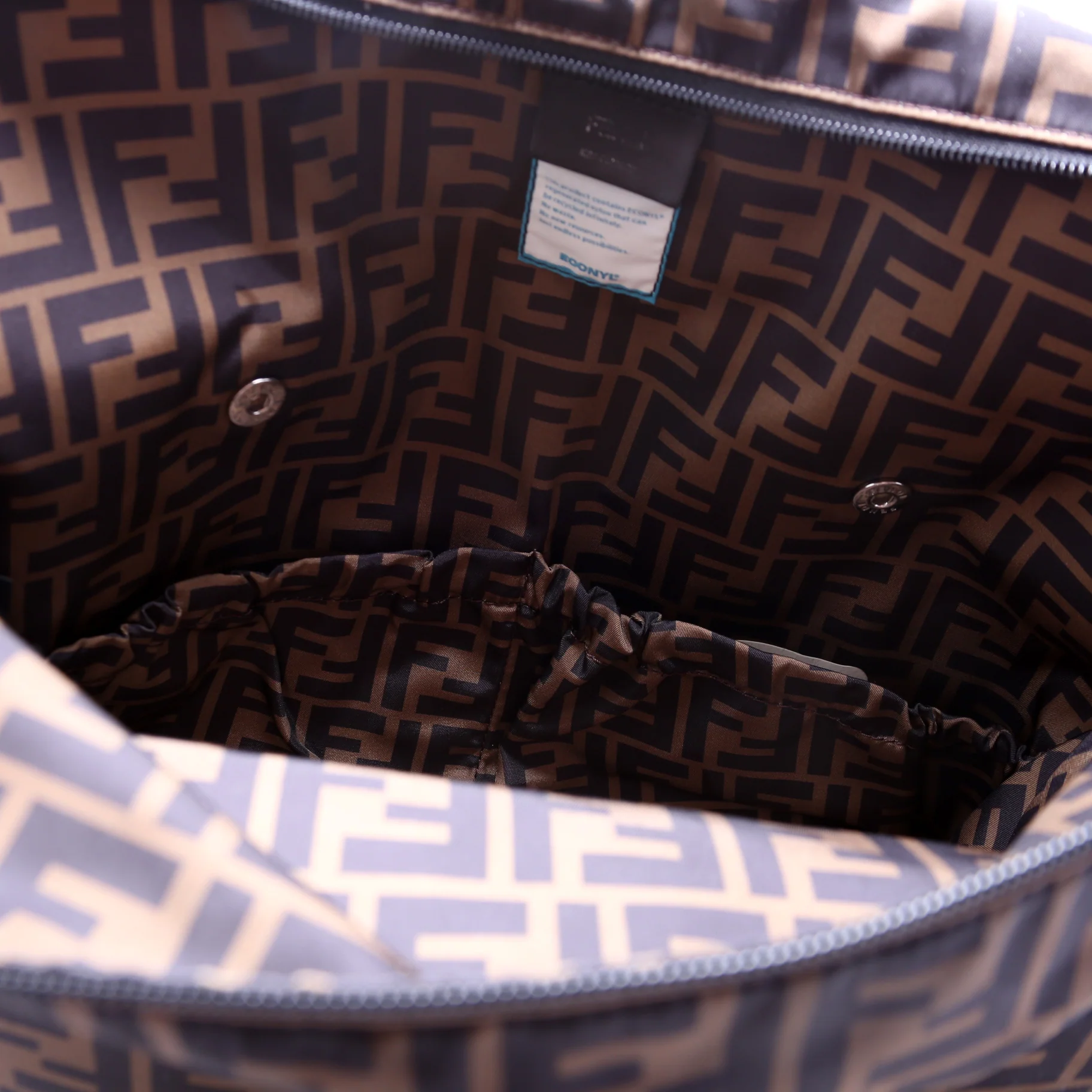 FF Logo Econyl Changing Bag - Image 7