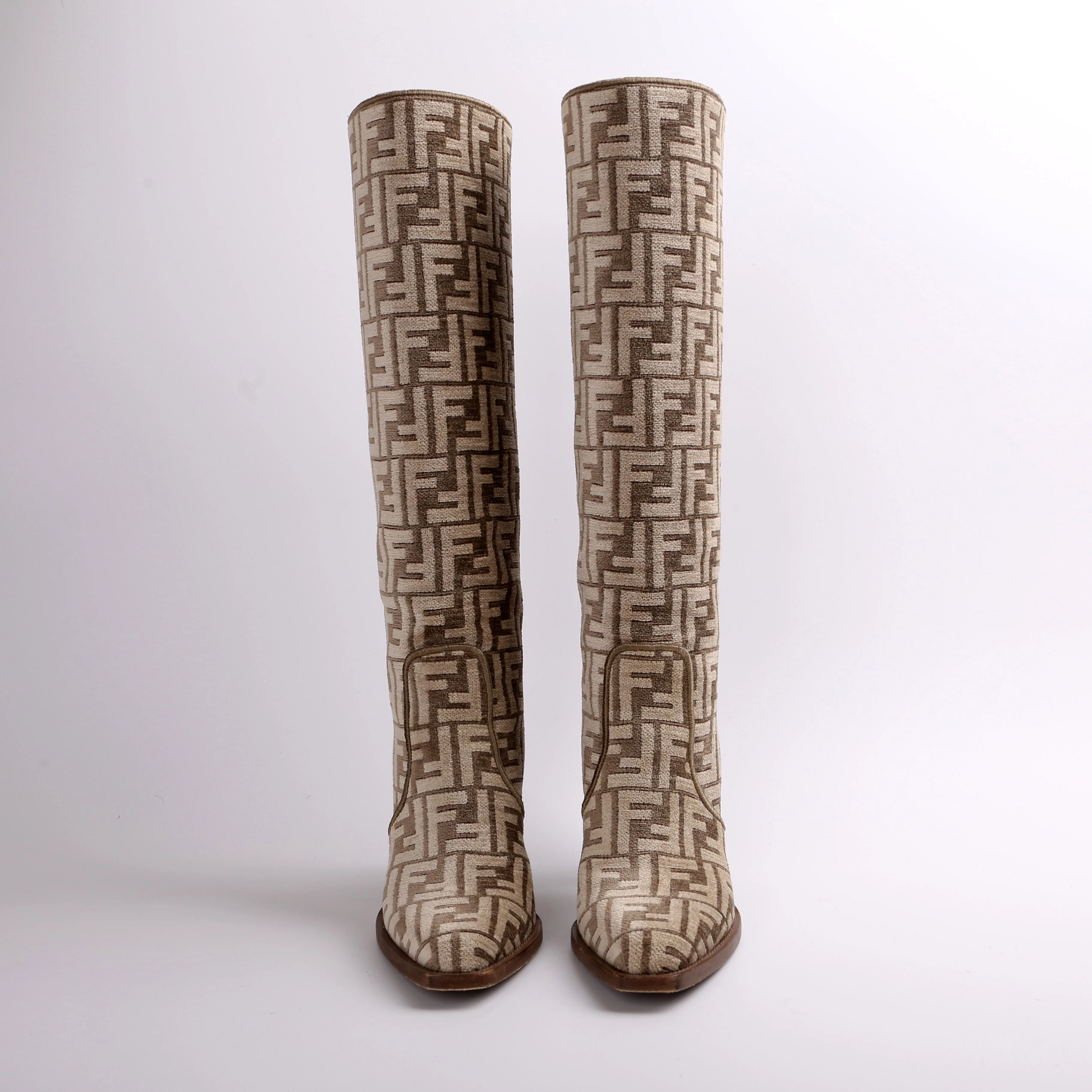 FF Tapestry Boots Size 37.5 - Image 3